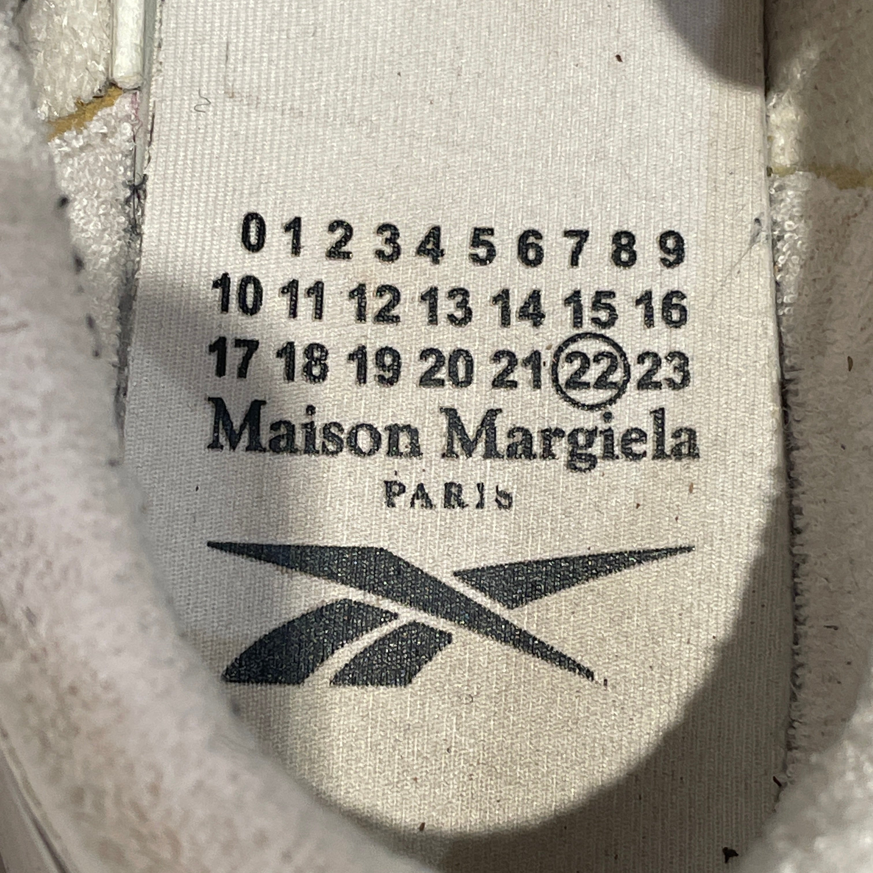 Reebok/Maison Margiela/Low-Sneakers/US 8.5/Leather/WHT/Tabi Low Top view 6