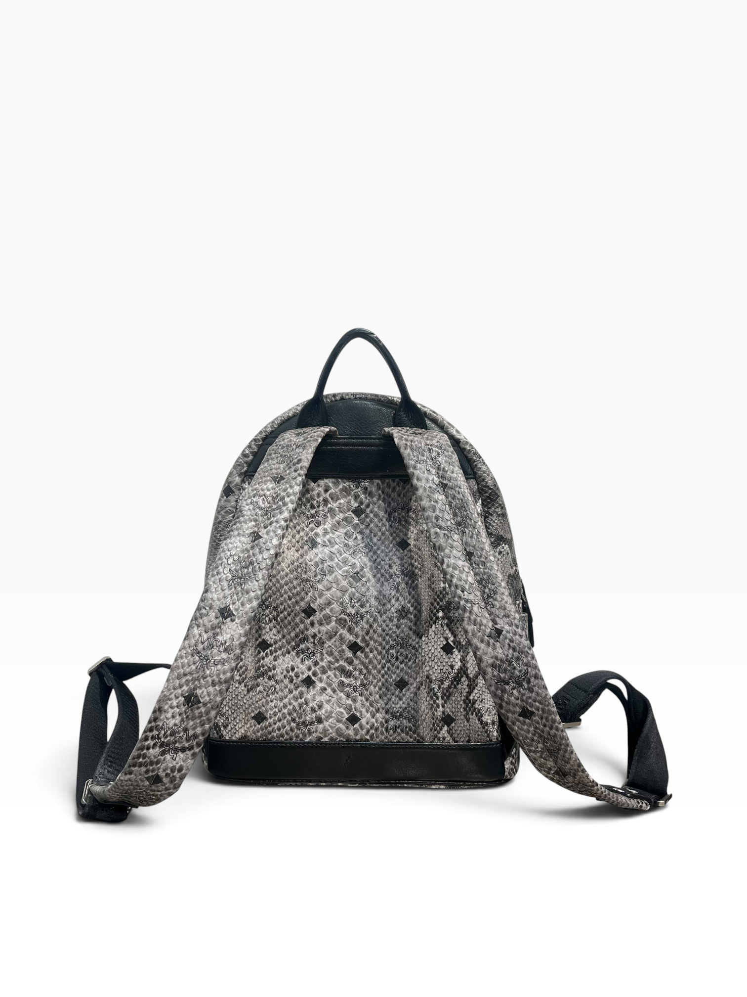 MCM/Backpack/Animal Pattern/Leather/GRY/EMBOSSED PYTHON LEATHER view 2