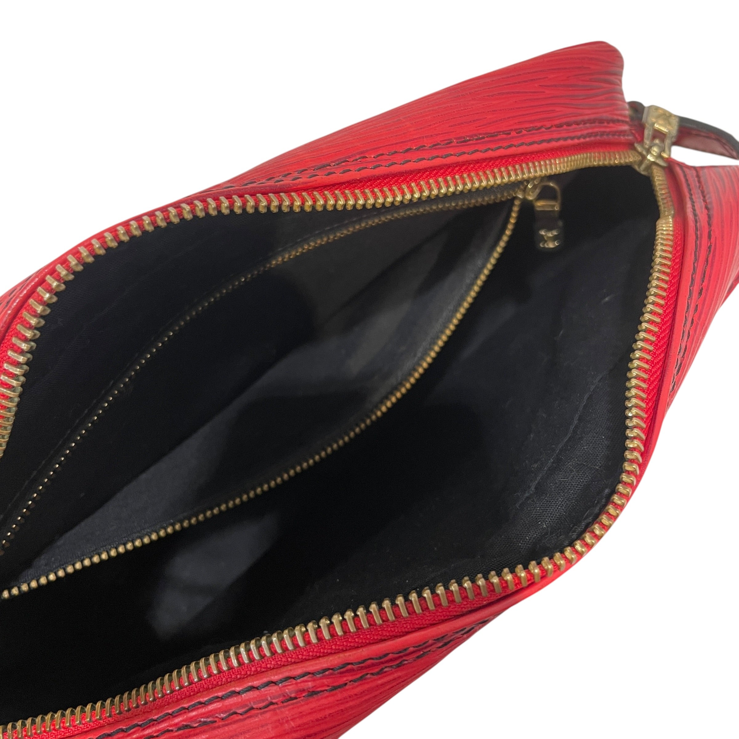 LOUIS VUITTON/Cross Body Bag/Leather/RED/Epi Trocadero Castillian Red view 4