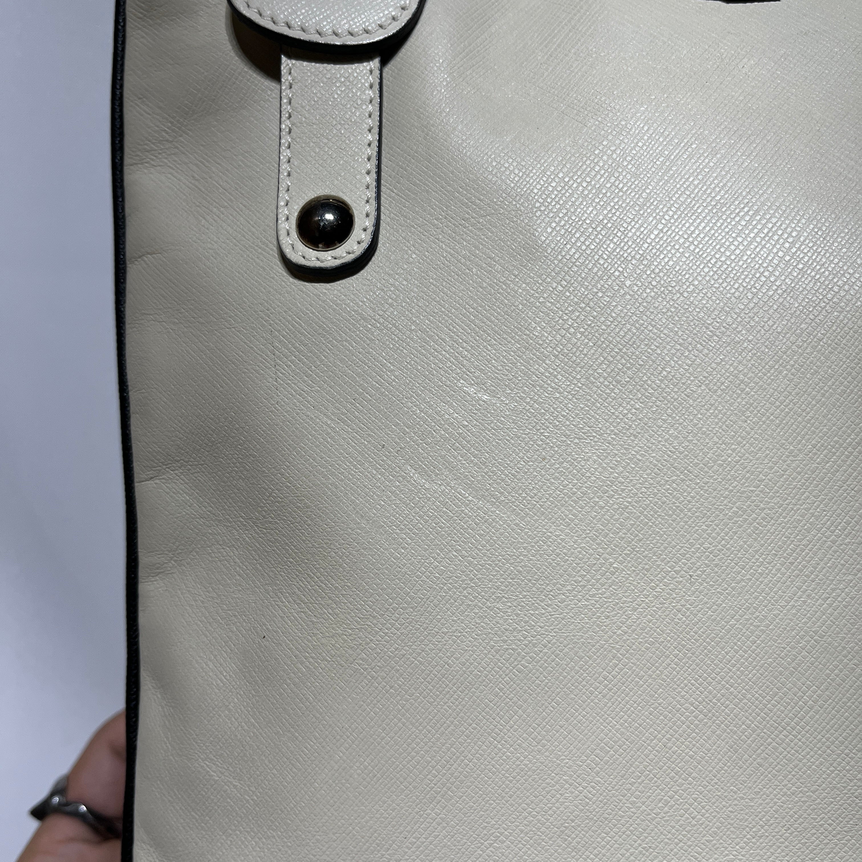 Salvatore Ferragamo/Tote Bag/Leather/WHT/RATTAN BUCKLE MINI TOTE view 11