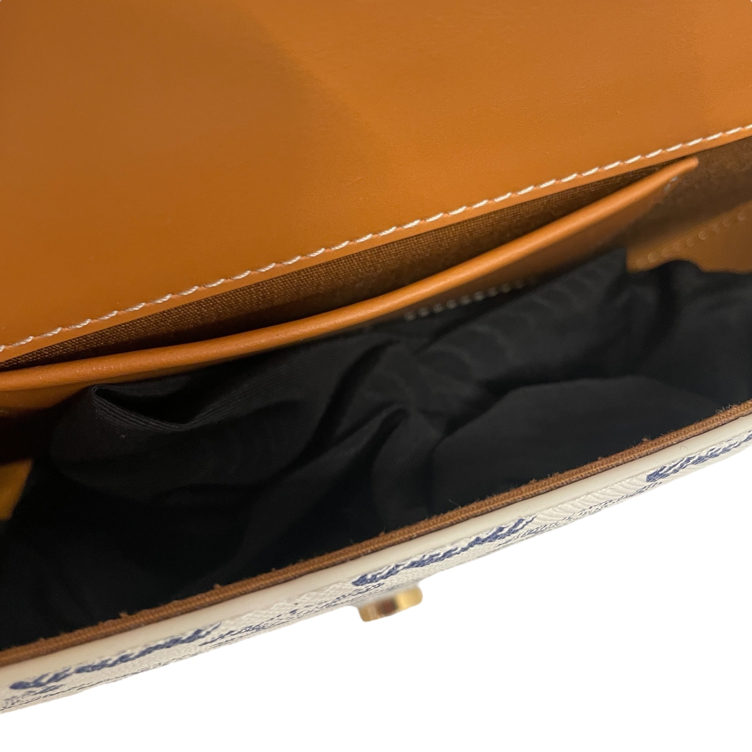 CELINE/Cross Body Bag/Monogram/Leather/WHT/Cuir Triomphe view 4
