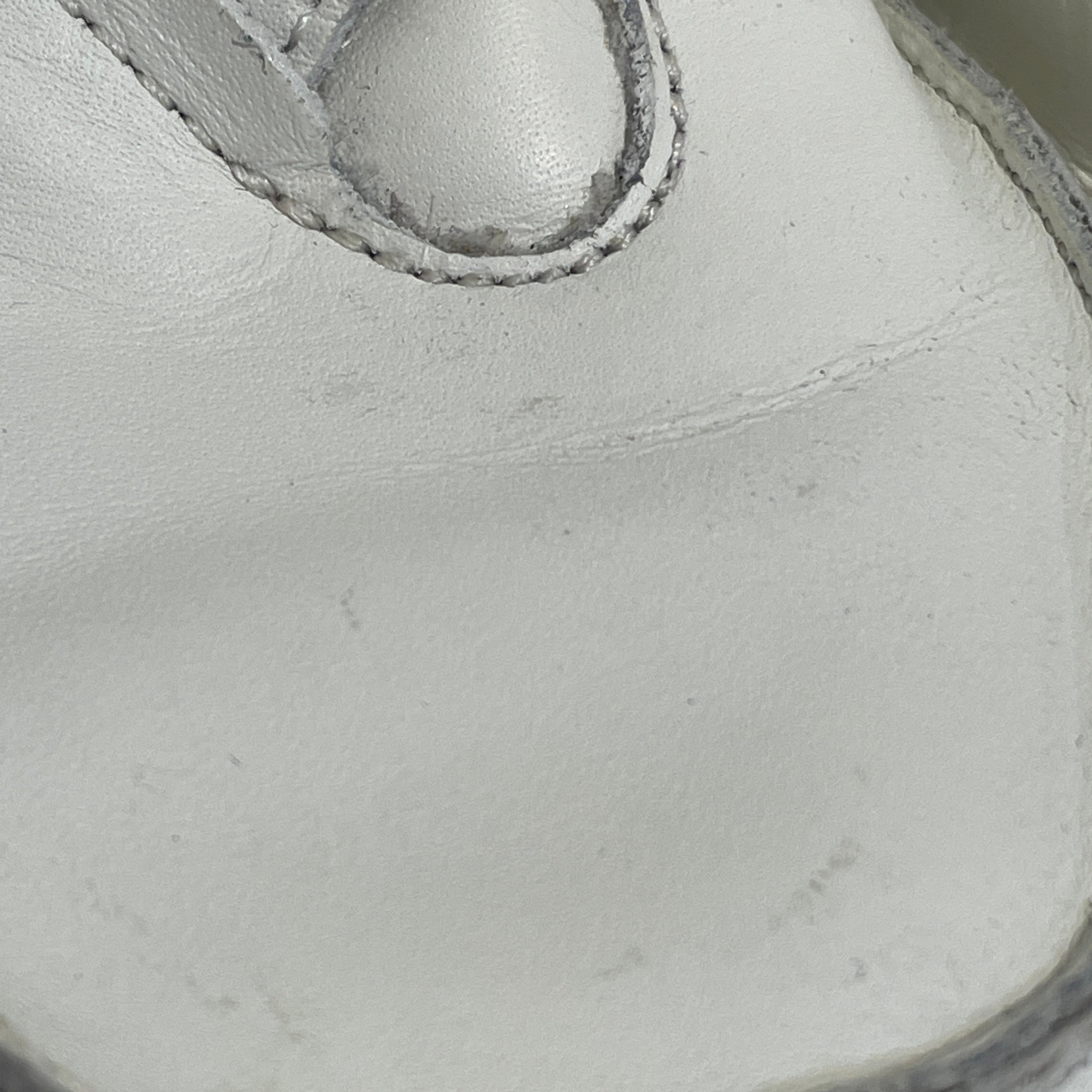 PUMA/Vintage/Low-Sneakers/US 9.5/Leather/WHT/Y2K Amoko Strap view 6