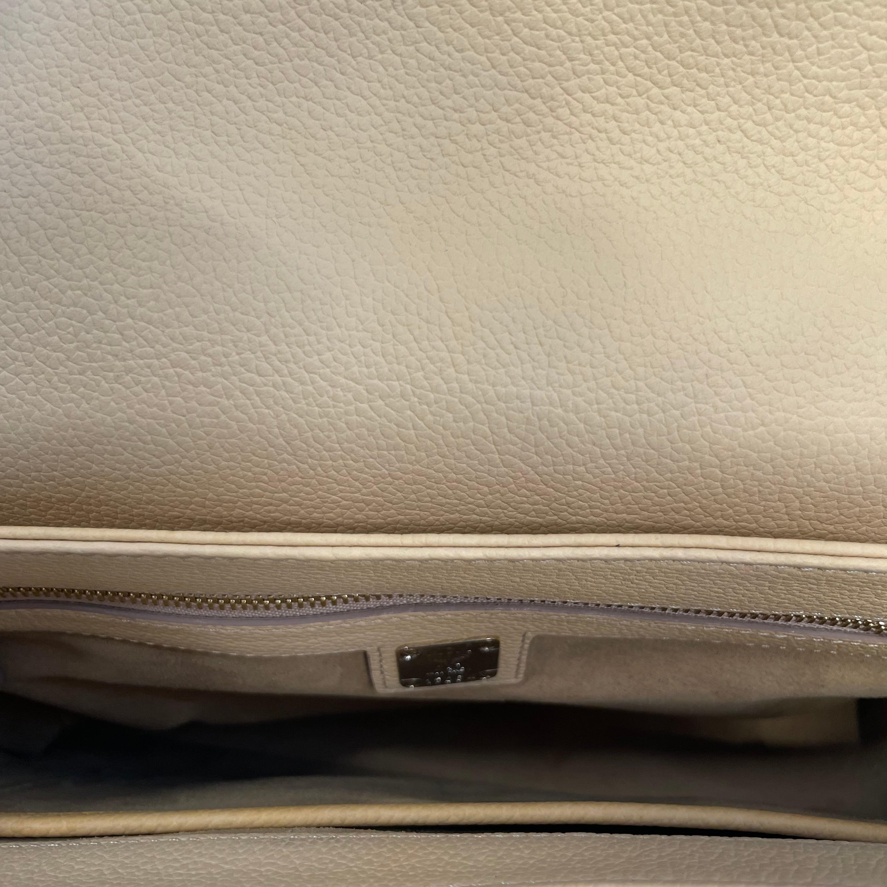 MCM/Cross Body Bag/Monogram/Leather/CRM/goldhardware/envalope bag view 5