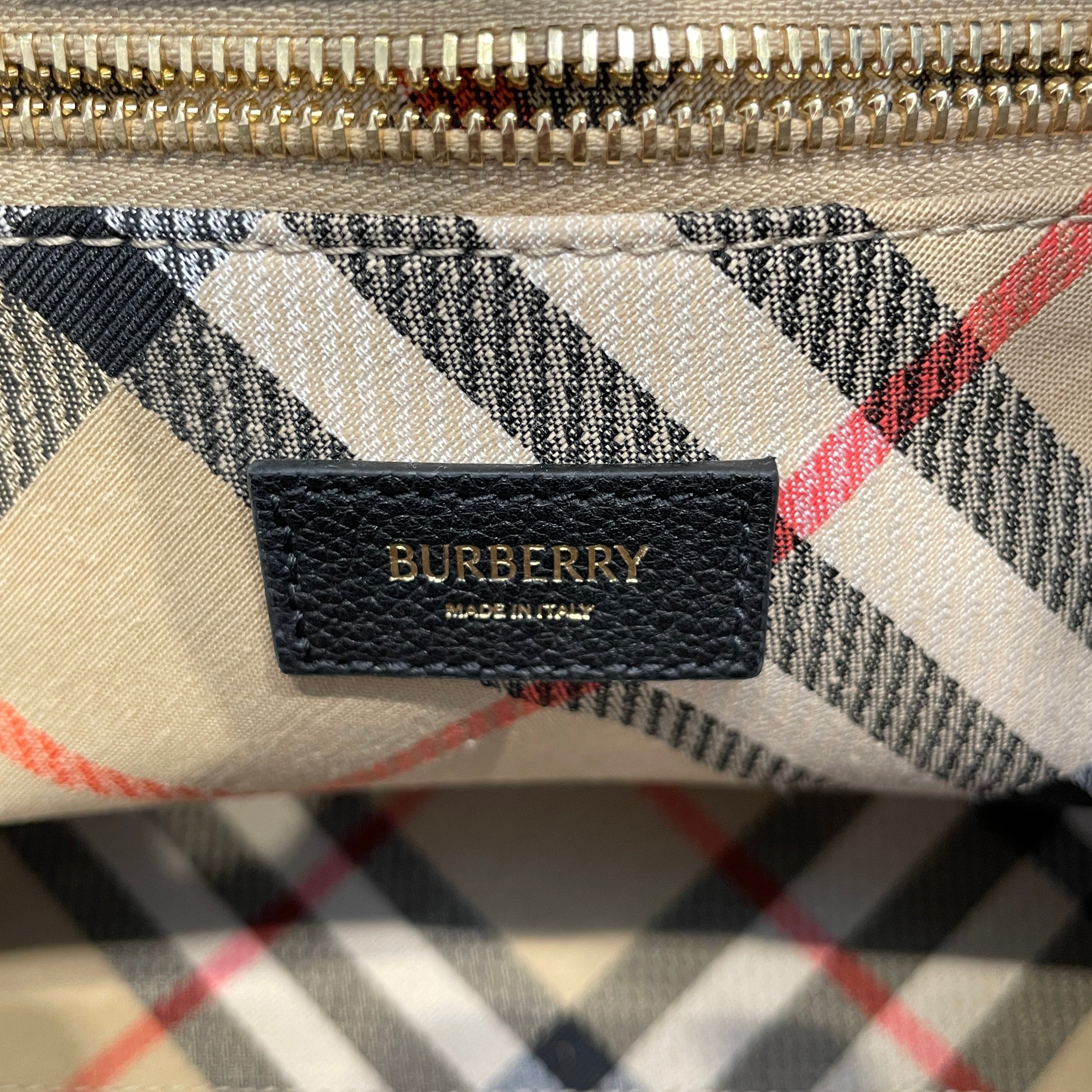 BURBERRY/Tote Bag/Leather/BLK/COTSWOLDS TOTE view 6