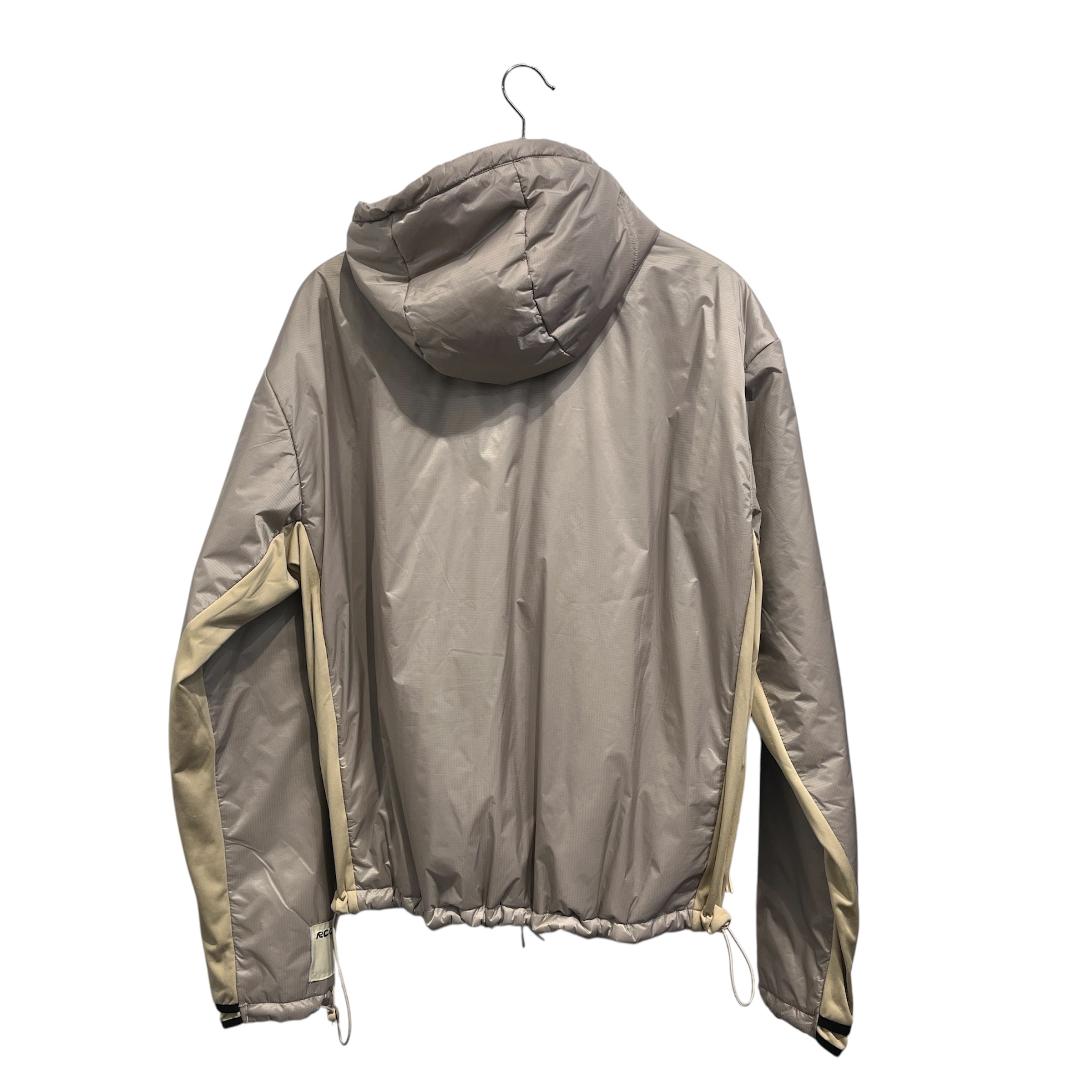 RC Outdoor Supply/Windbreaker/M/Nylon/CRM/Caribiner on left pocket view 2