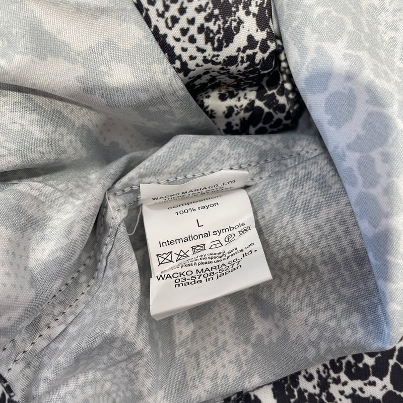 The Guilty Parties/LS Shirt/L/Rayon/WHT/Animal Pattern/WHITE SNAKE SKIN
