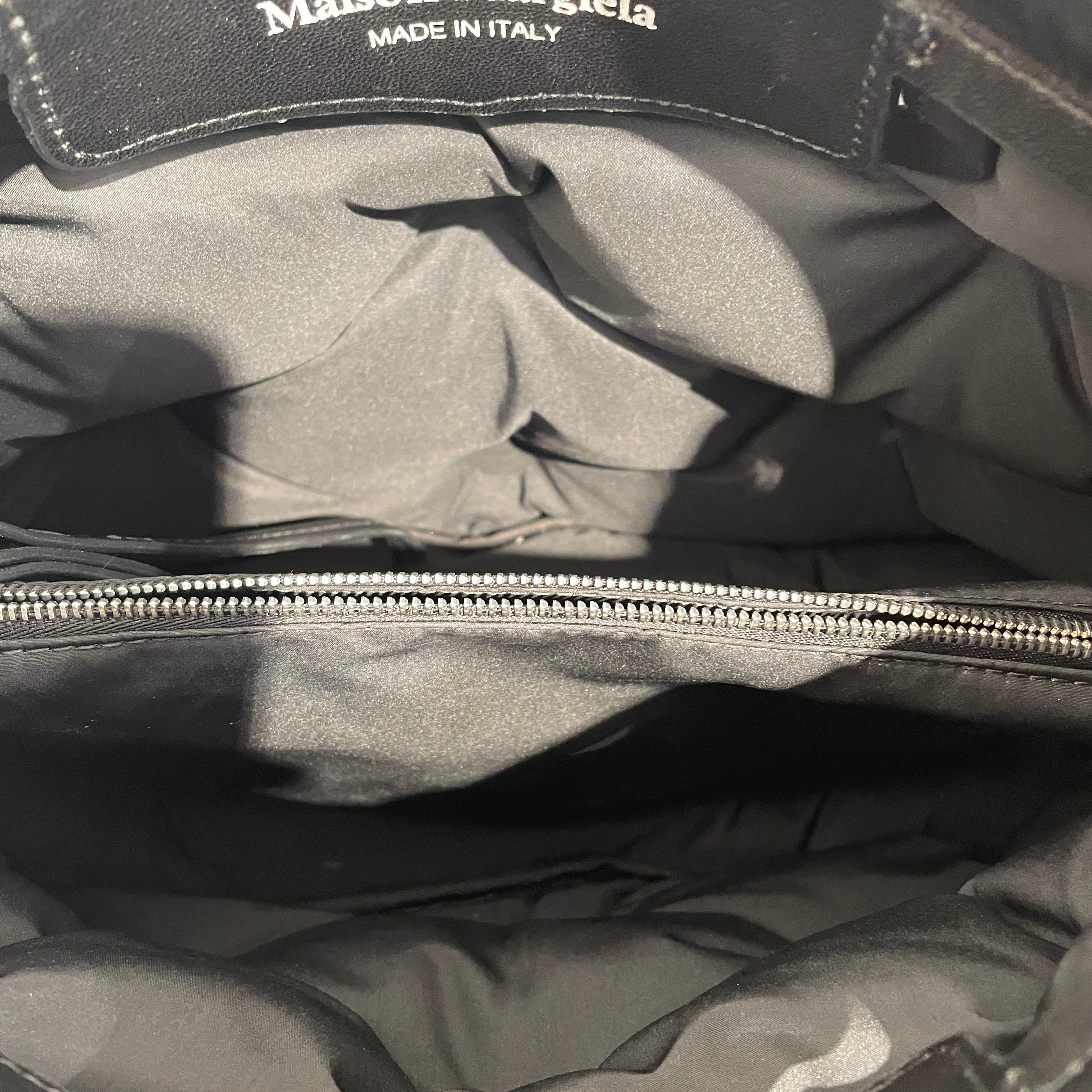 Maison Margiela/Cross Body Bag/Leather/BLK/Glam Slam Shoulder Bag view 3