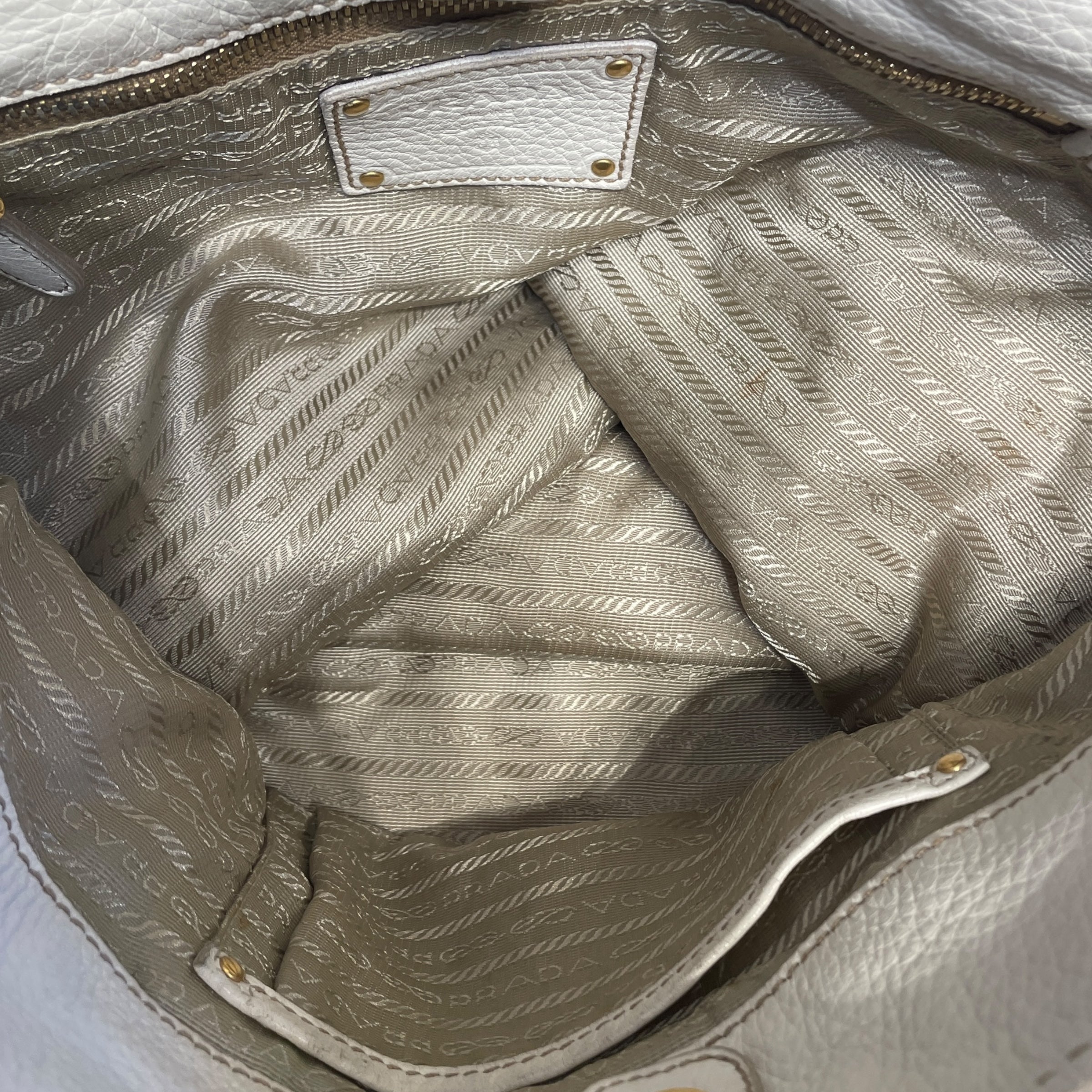 PRADA/Hand Bag/OS/Leather/WHT/Belted Shoulder bag view 8