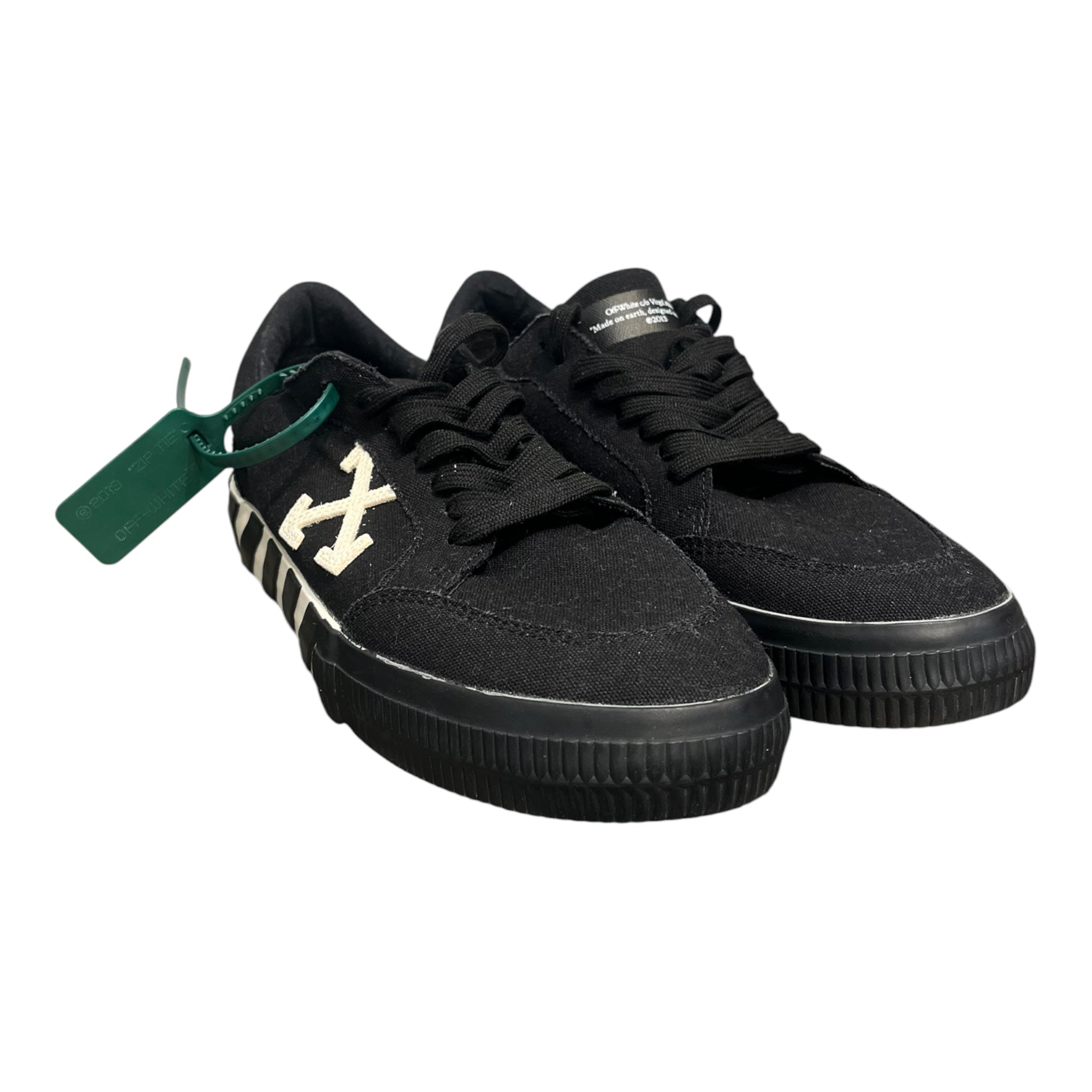 OFF-WHITE/Low-Sneakers/EU 42/BLK/VULCANIZED CANVAS BLK/WHT SOLE view 3