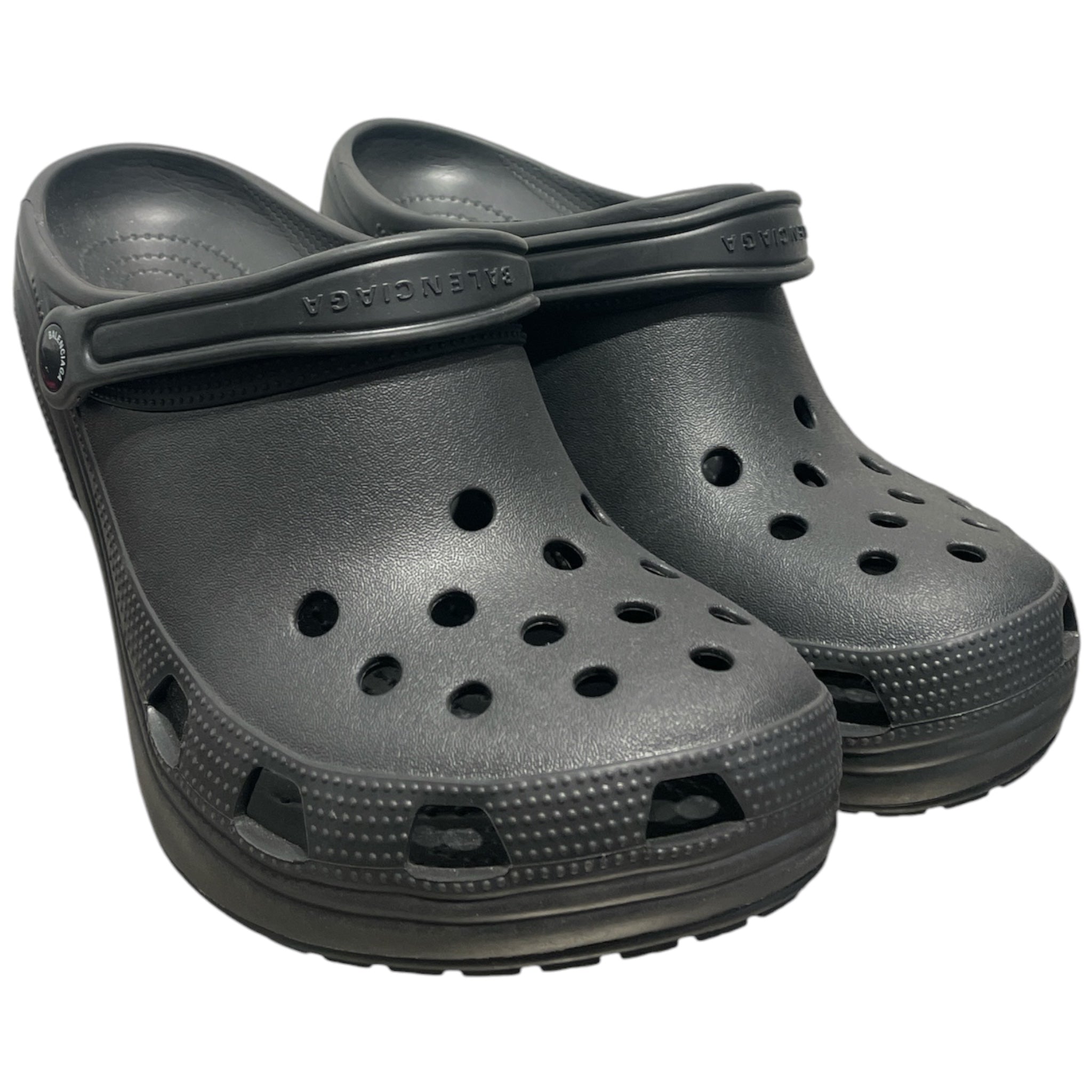 BALENCIAGA/Heels/BLK/croc view 1