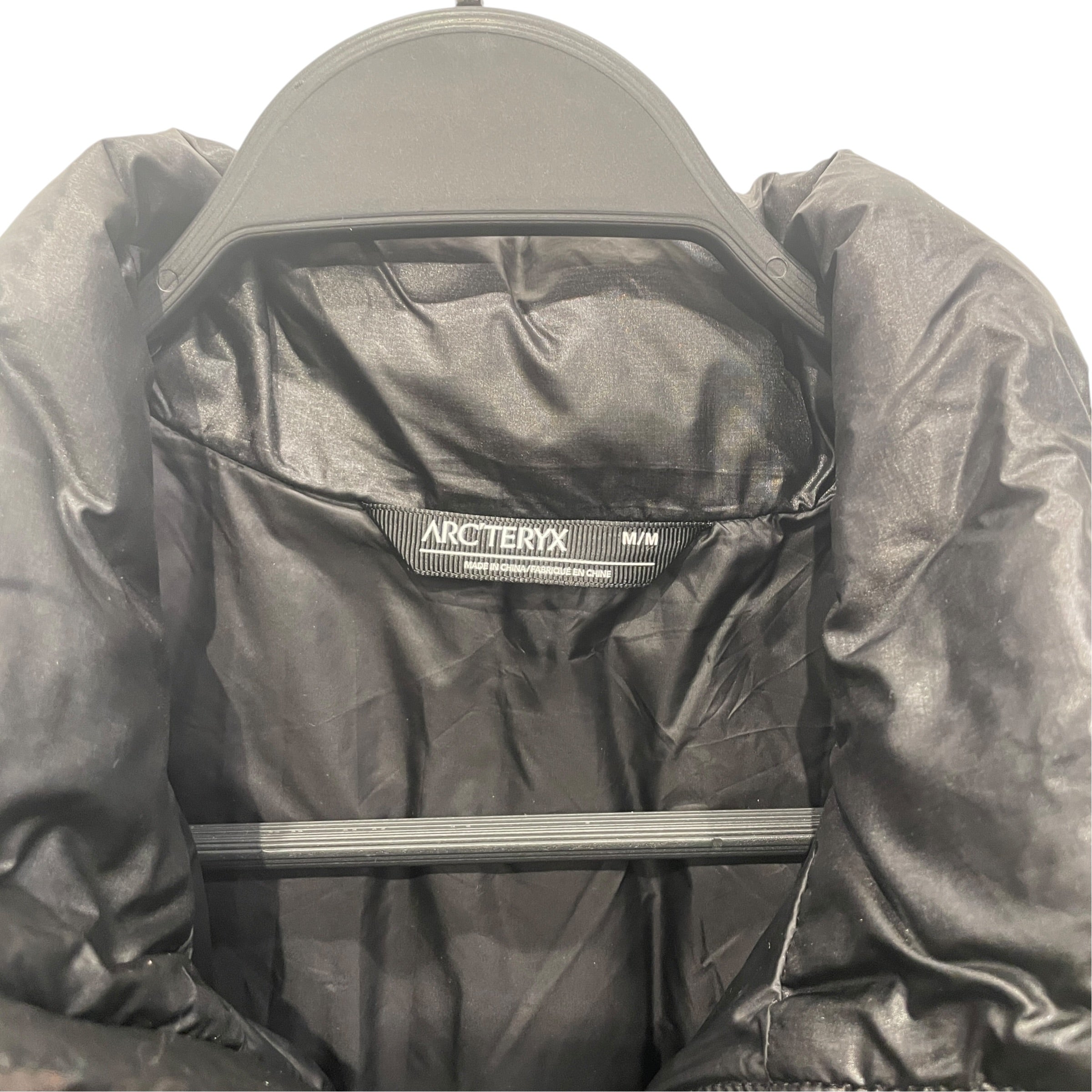 ARC'TERYX/Puffer Jkt/L/Nylon/BLK/Graphic/"OGEE" QUILTED BACK LOGO view 2