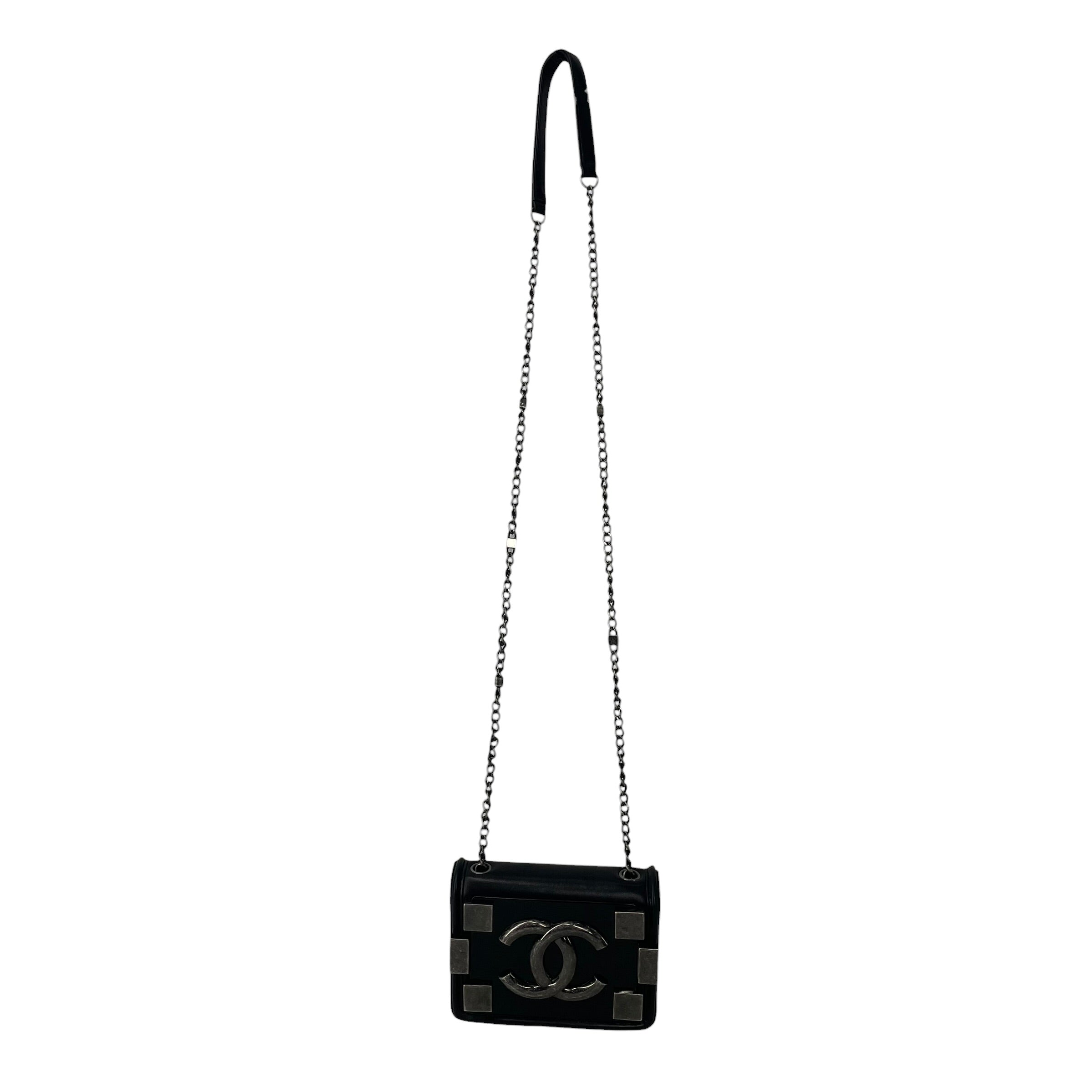 CHANEL/Cross Body Bag/Leather/BLK/18582578 SILVE METAL CC MINI view 1
