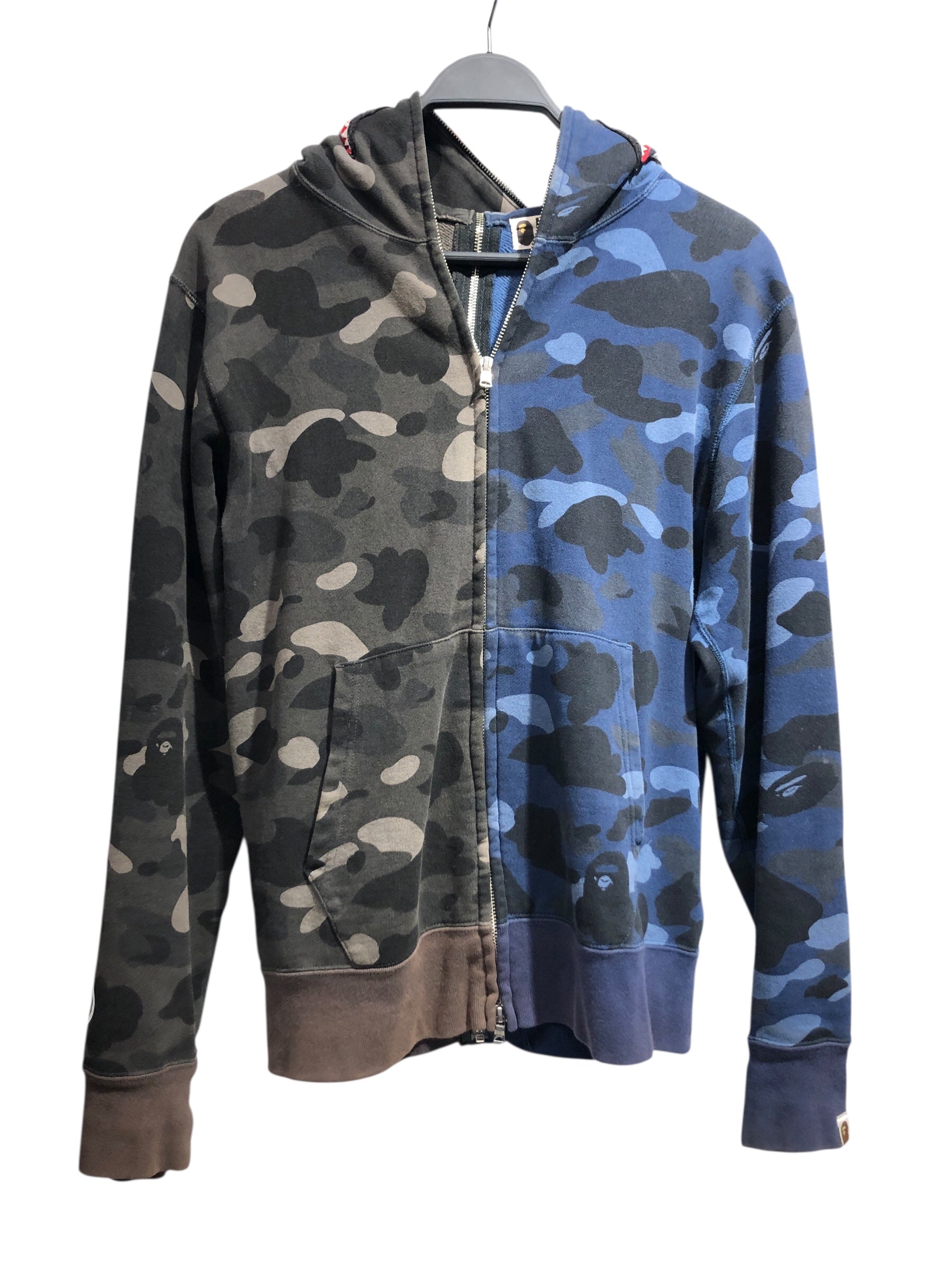 A BATHING APE/Zip Up Hoodie/L/Camouflage/Cotton/NVY/Oversize/Separate GRY/NVY Shark view 1