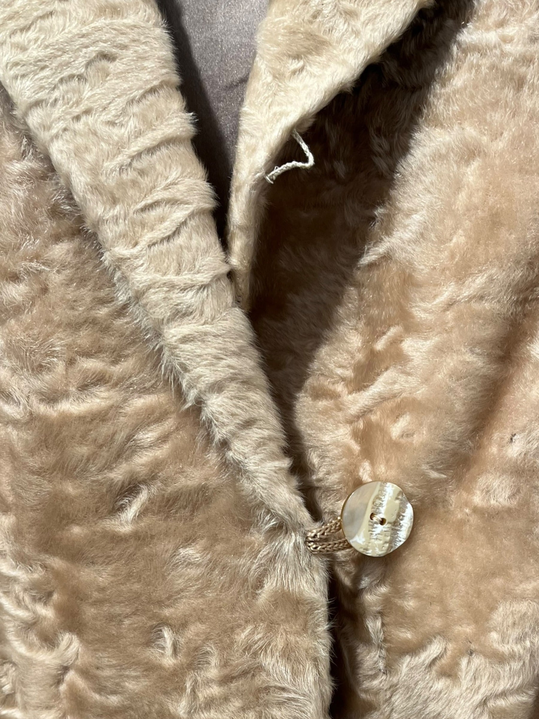 Vintage/Coat/Fur/BEG/CREAM FUR BUTTON COAT view 5