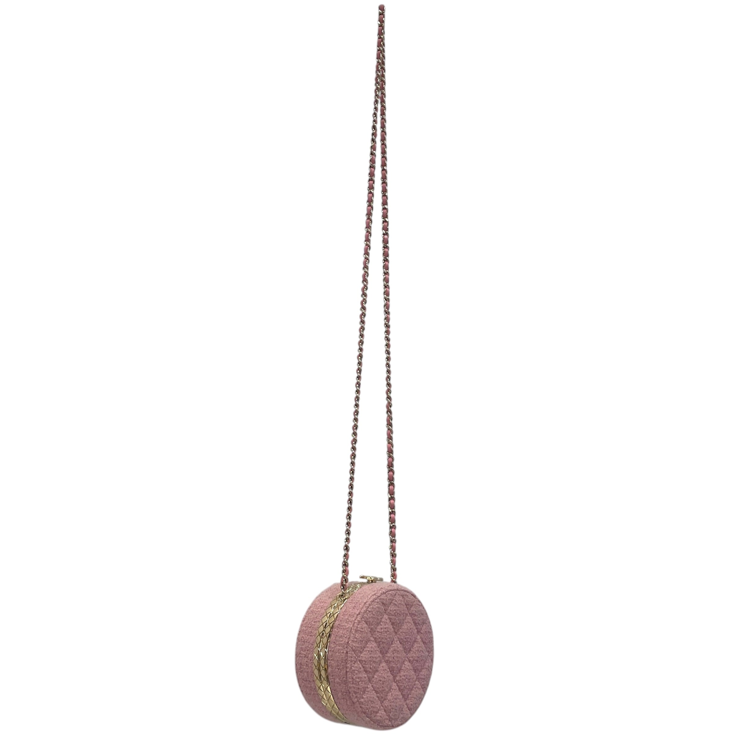 CHANEL/Clutch Bag/Round Coin Bag view 6