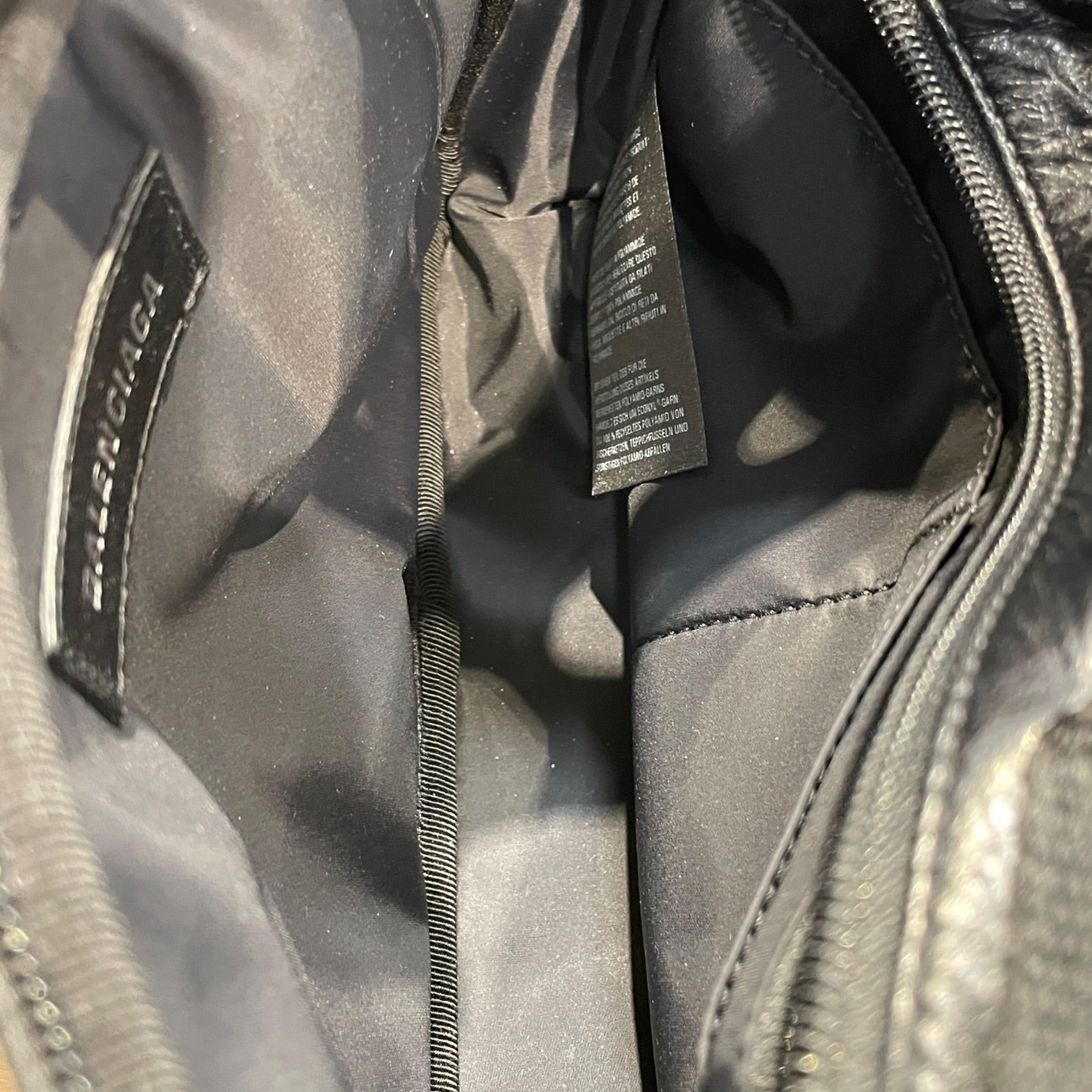 BALENCIAGA/Fanny Pack/Leather/BLK/army pouch arena crossbody view 6