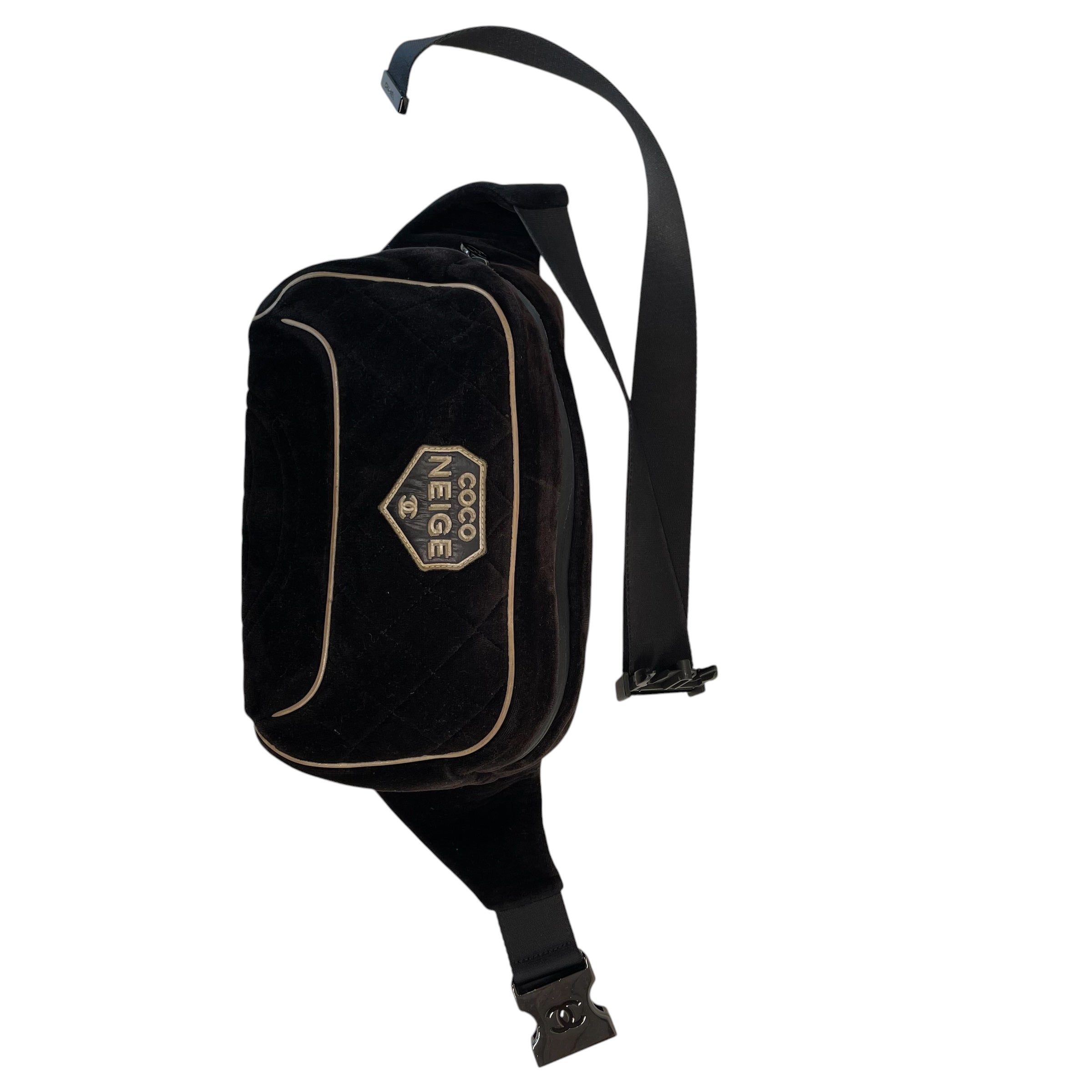 CHANEL/Fanny Pack/Suede/BLK/coco niege waist/26690306 view 3