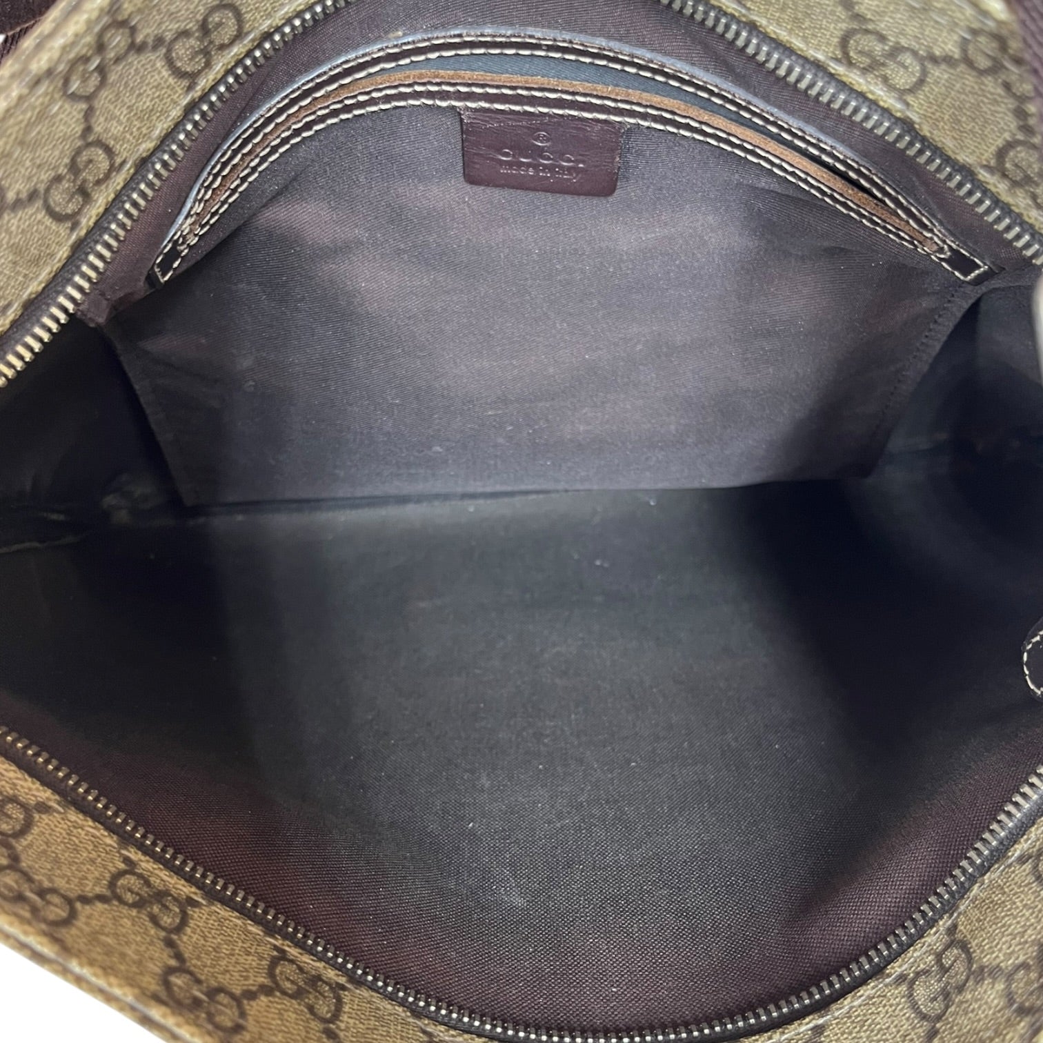 GUCCI/Bag/Monogram/BRW/GG Supreme Messenger bag view 5
