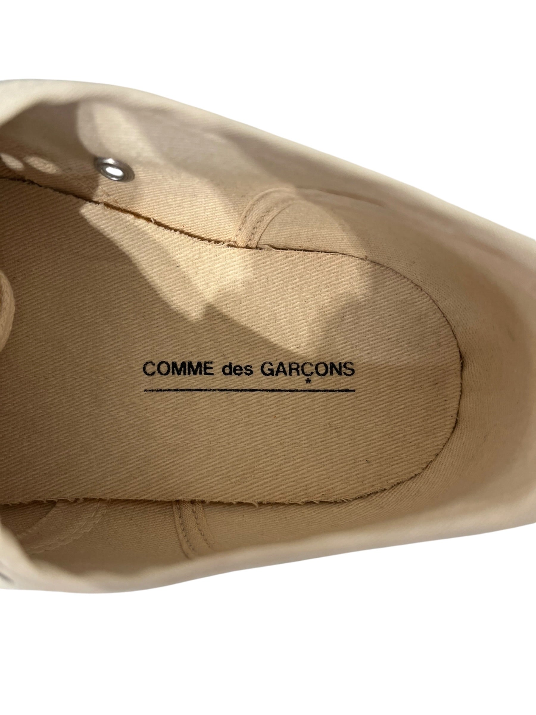 BATA/COMME des GARCONS/Low-Sneakers/US 9/CRM/TENNIS RIGE TOE BOX 8 STARS view 3