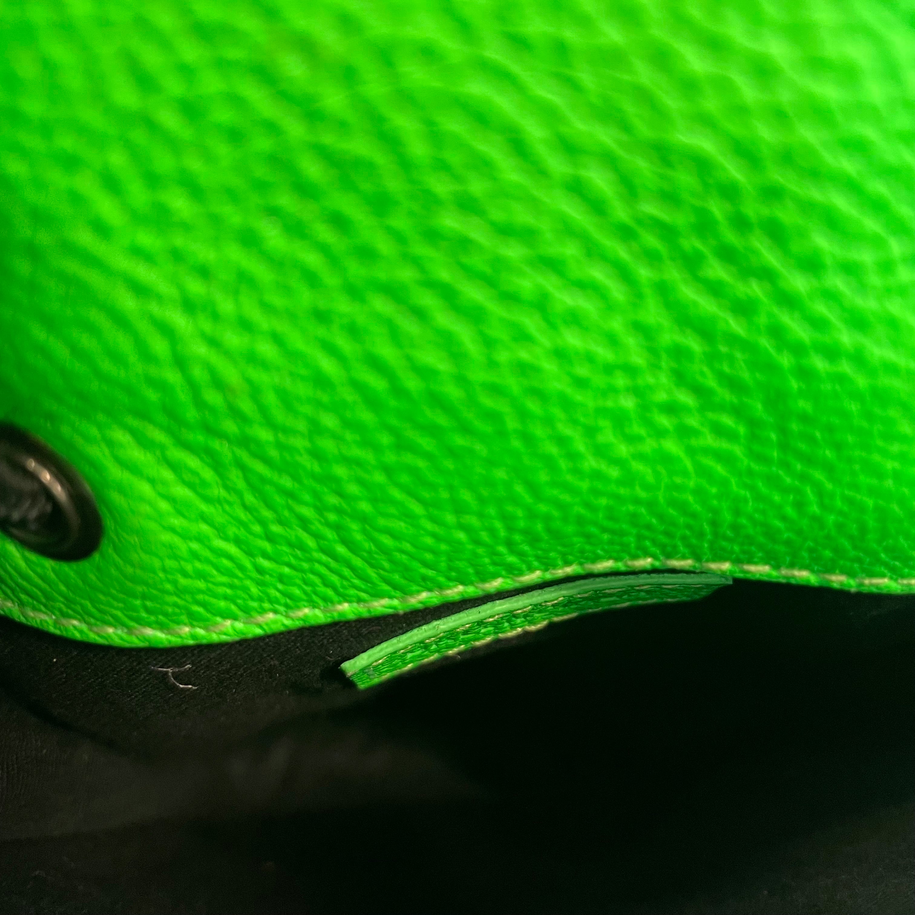BALENCIAGA/Fanny Pack/OS/Leather/GRN/lime green messenger view 3