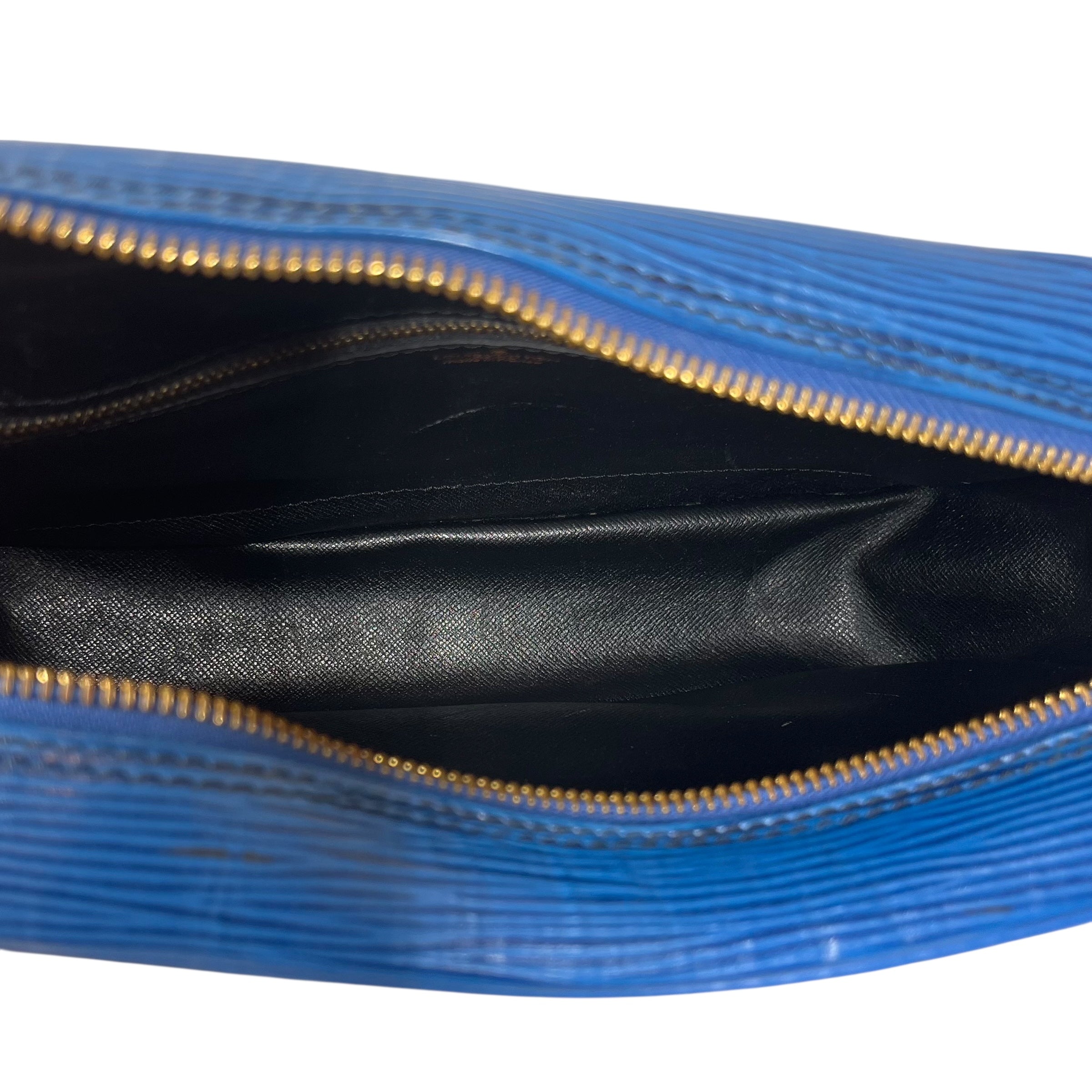 LOUIS VUITTON/Cross Body Bag/Leather/NVY/epi view 4