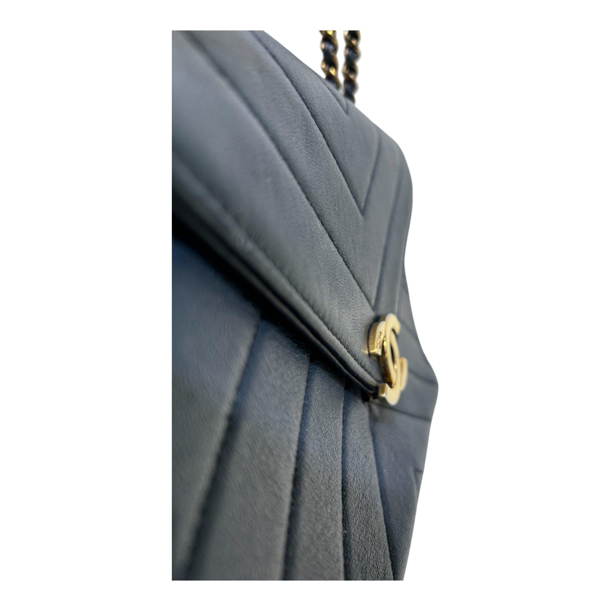 CHANEL/Bag/Leather/NVY/CHEVRON MINI COCO LEATHER FLAP view 6