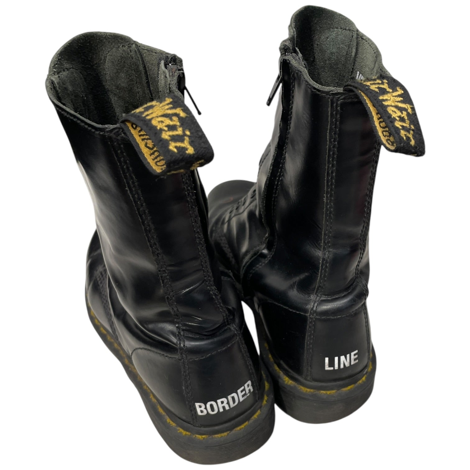 Dr.Martens/VETEMENTS/Boots/US 10/Leather/BLK/BORDER LINE ON HEELS view 2