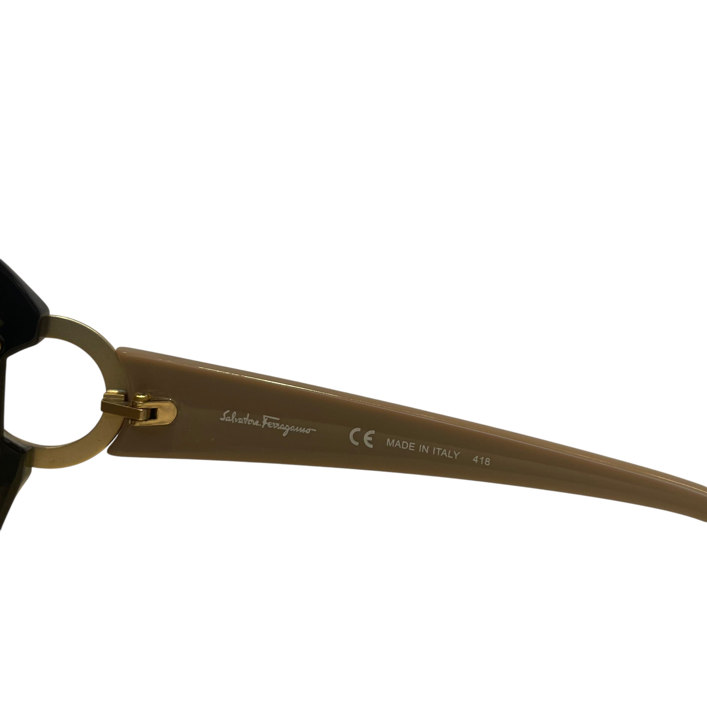 Salvatore Ferragamo/Sunglasses/Plastic/BLK/beige sides/cream horseshoe view 4