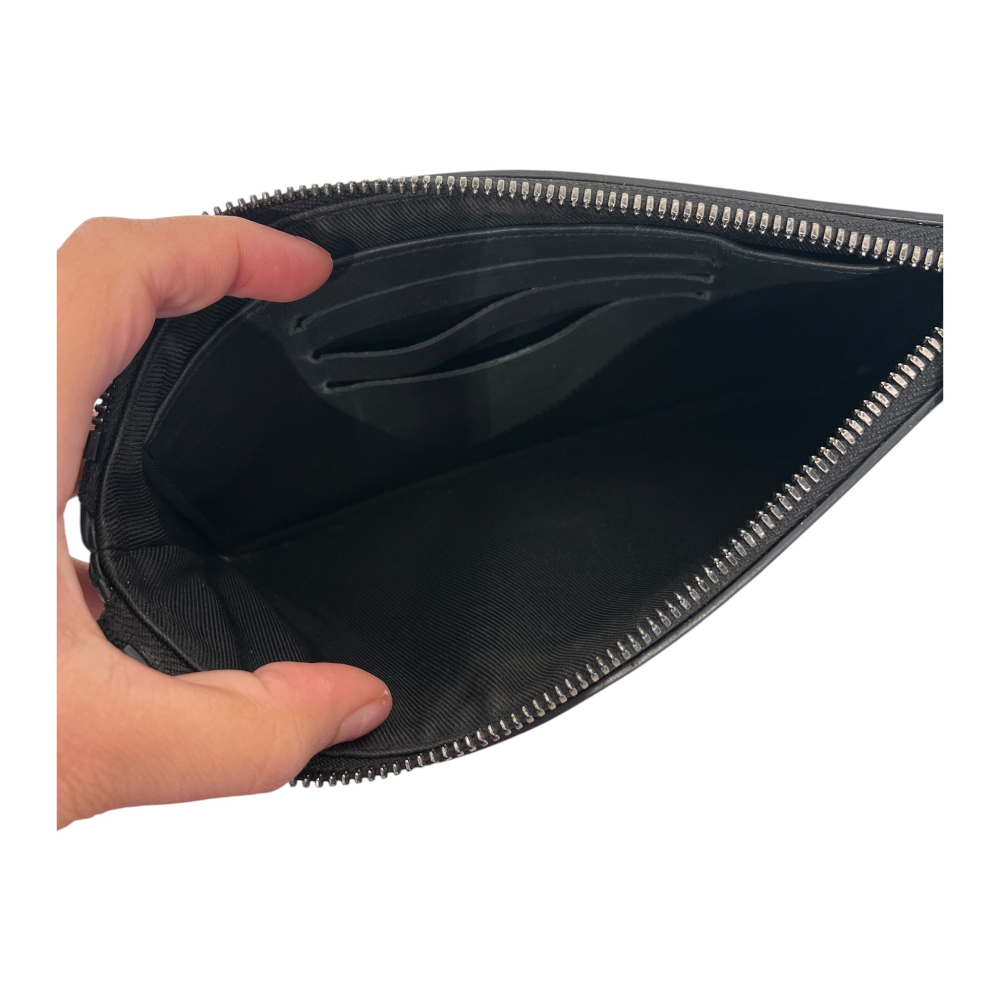 LOUIS VUITTON/Pouch/Monogram/Leather/BLK/shadow pochette view 2