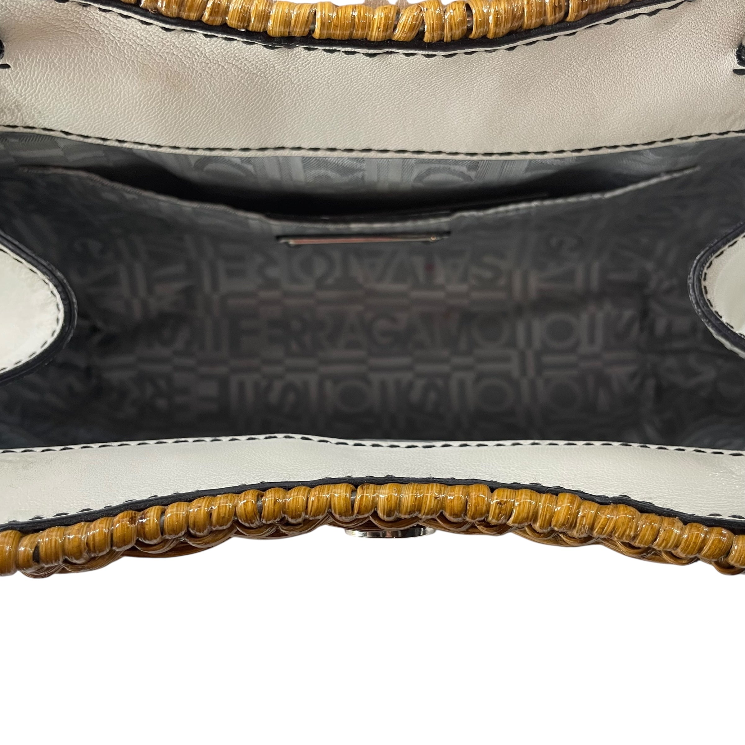 Salvatore Ferragamo/Clutch Bag/OS/Acrylic/BEG/WOVENBASKET view 5