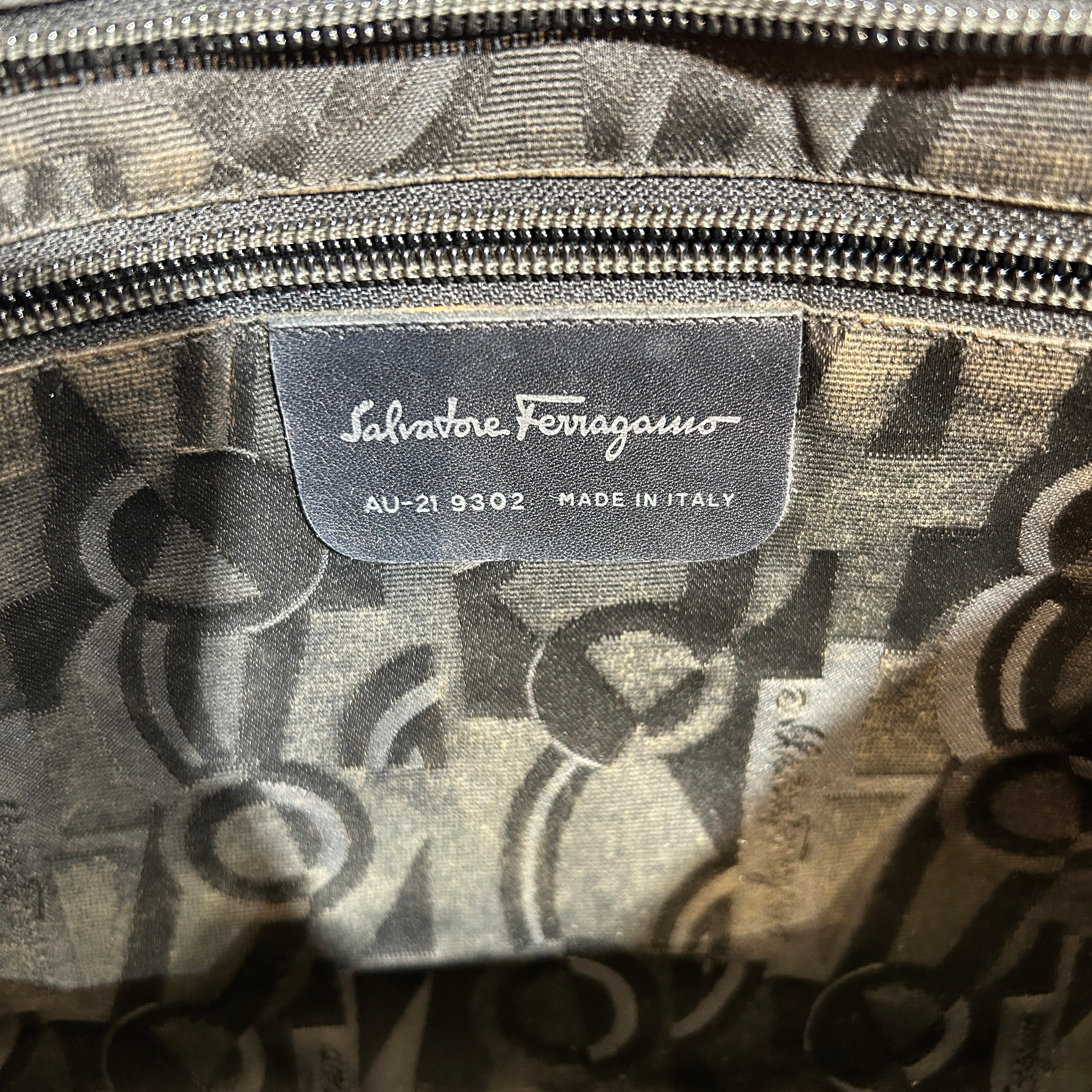 Salvatore Ferragamo/Tote Bag/BLK/Interlocking Metal Handles view 5