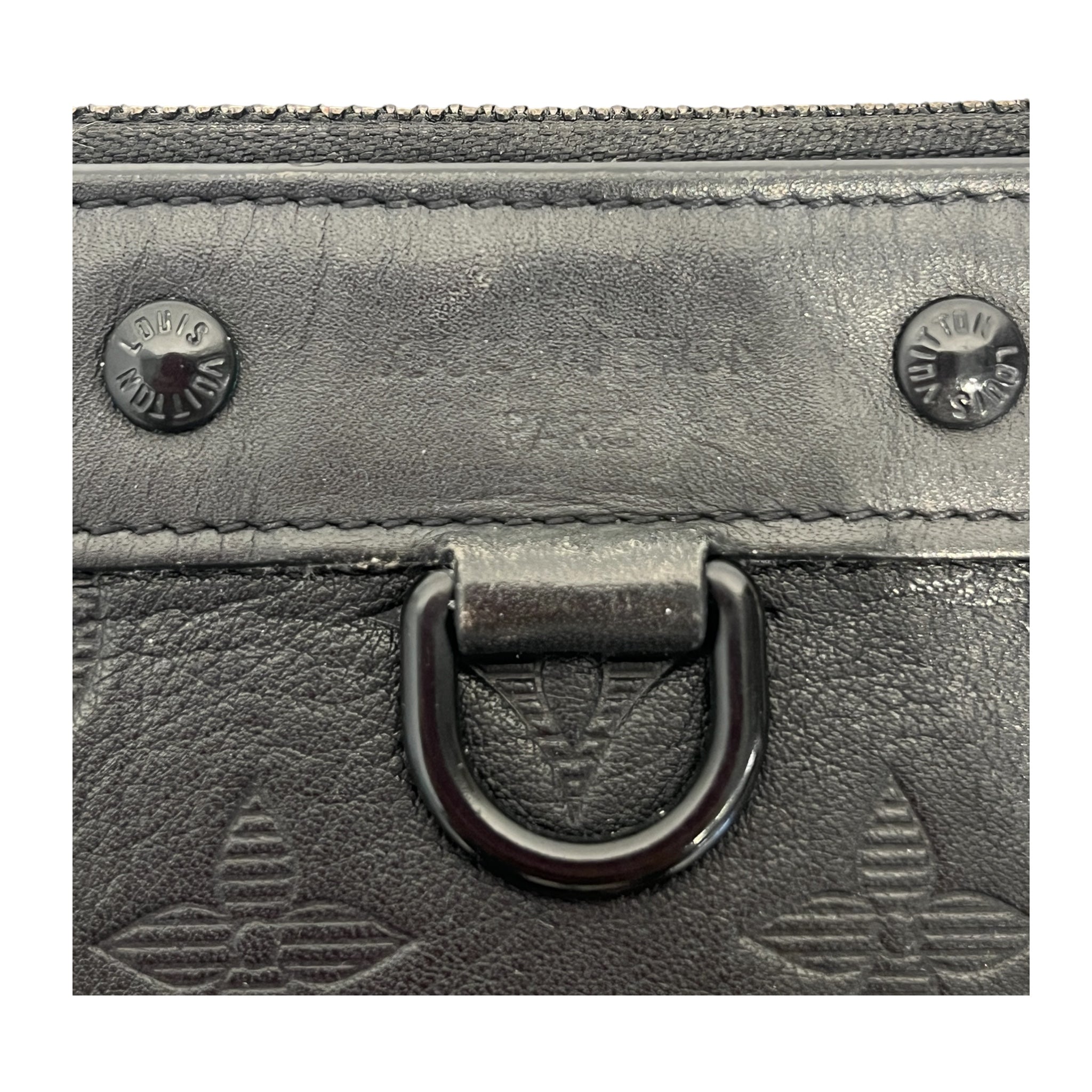 LOUIS VUITTON/Pouch/Monogram/Leather/BLK/shadow pochette view 5