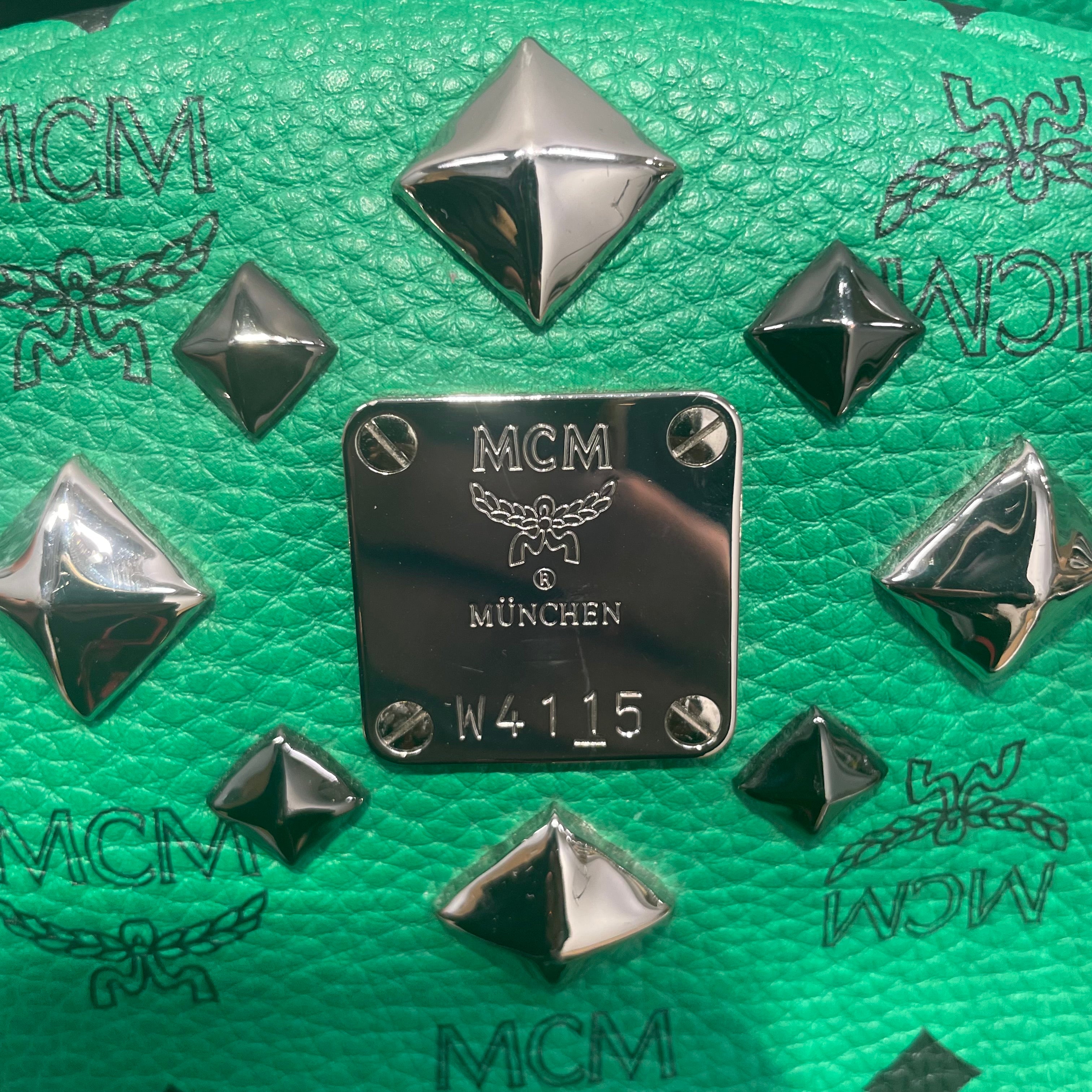 MCM/Backpack/Monogram/Leather/GRN/ view 3