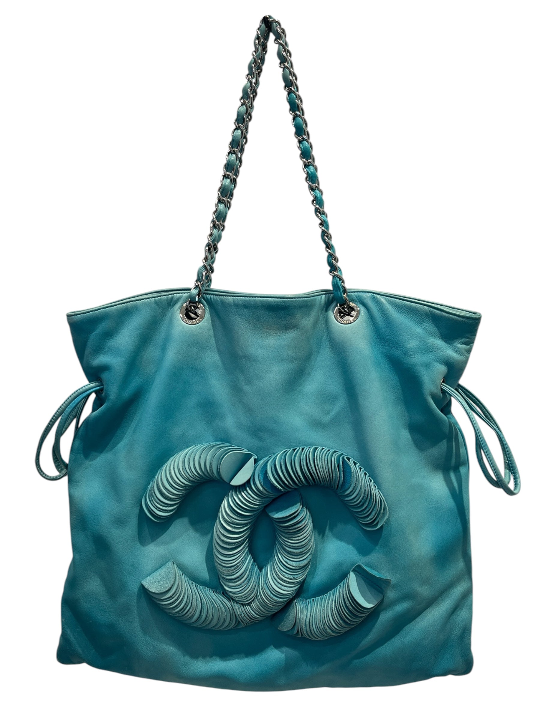 CHANEL/Tote Bag/Leather/BLU/DISC BON BON TOTE view 1