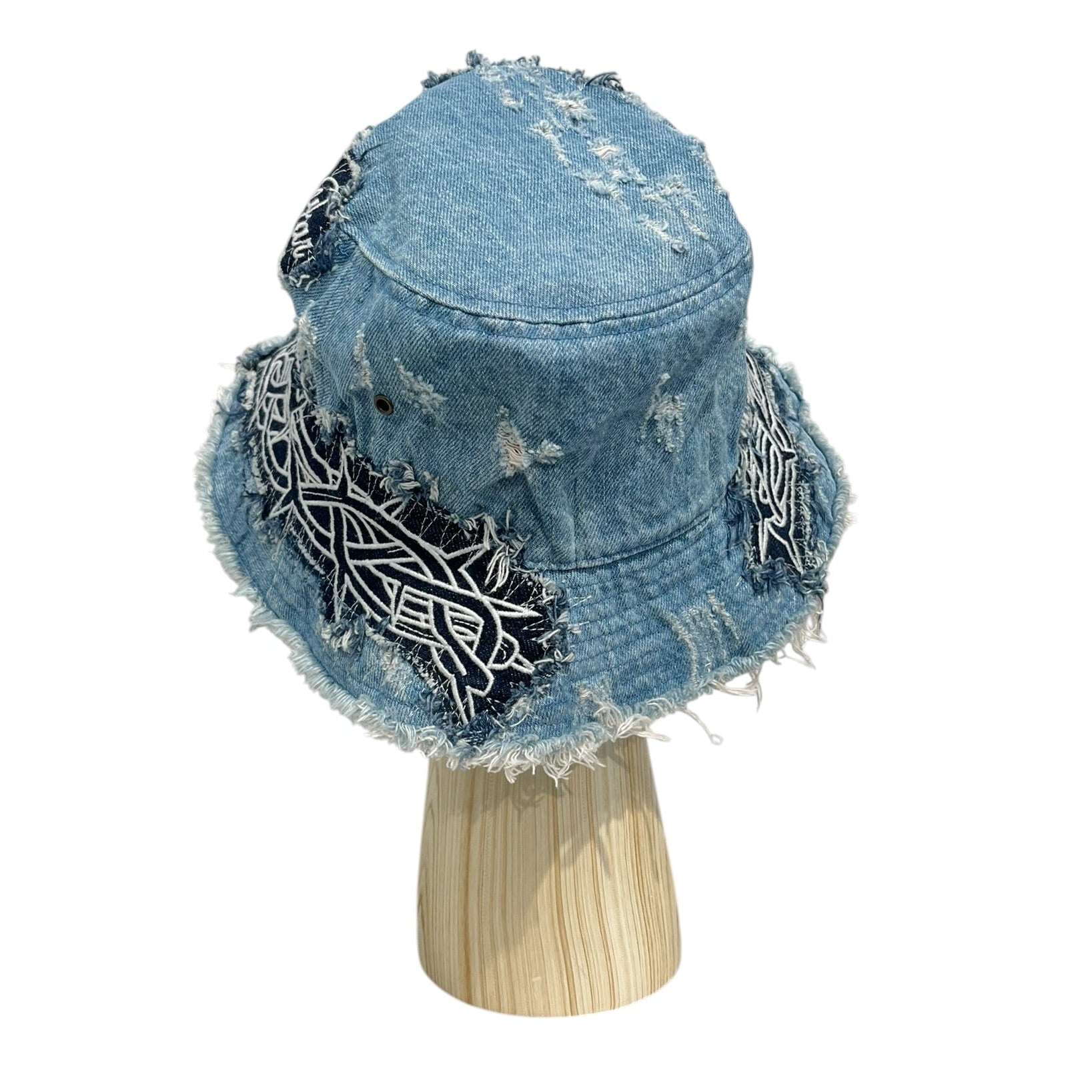 WHO DECIDES WAR/Bucket Hat/Cotton/IDG/logo patch crown of thorns view 2