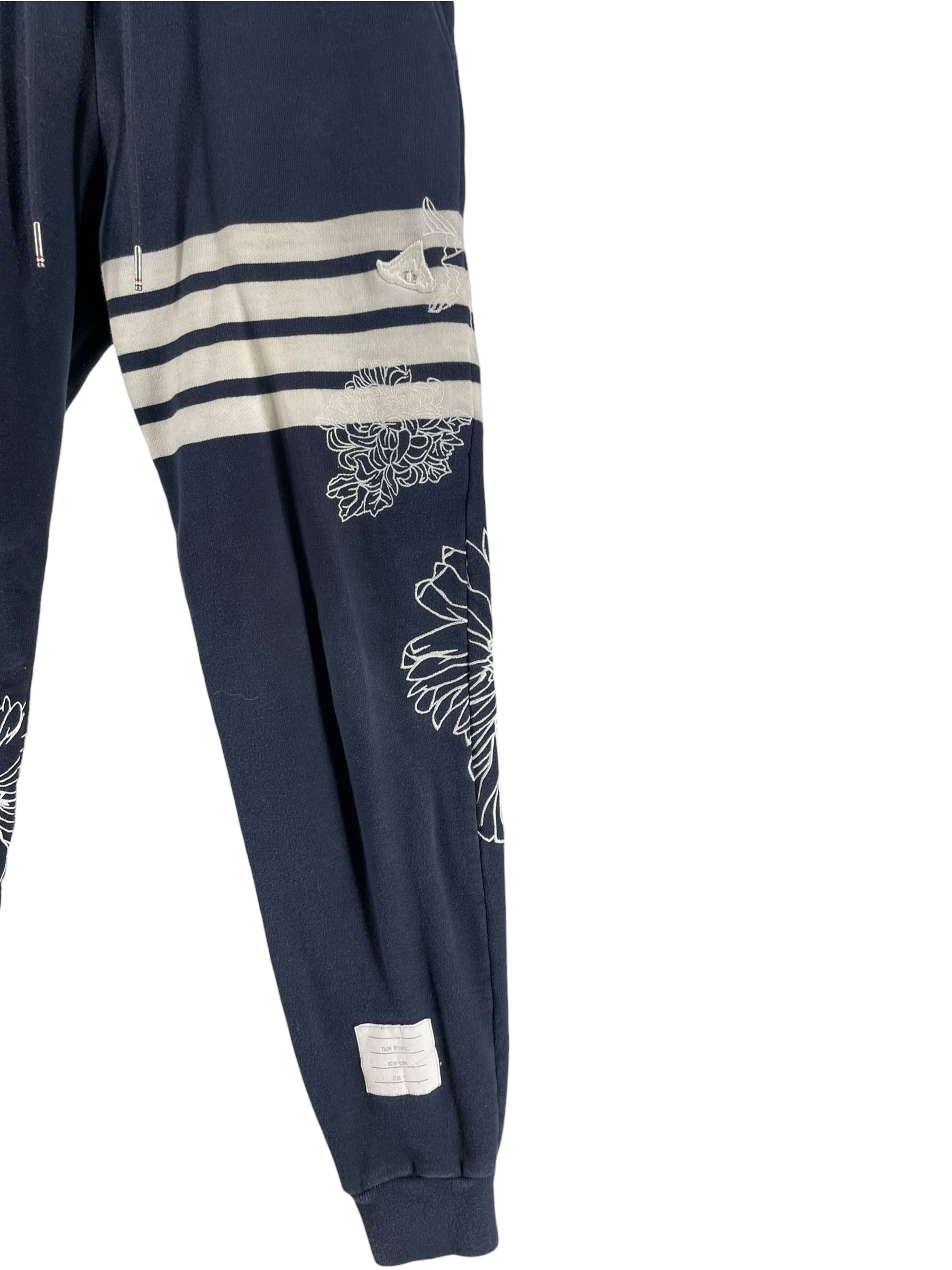 THOM BROWNE. NEW YORK/Pants/Cotton/NVY/KOI & CHRYSANTHEMUM SWEATPANTS view 3