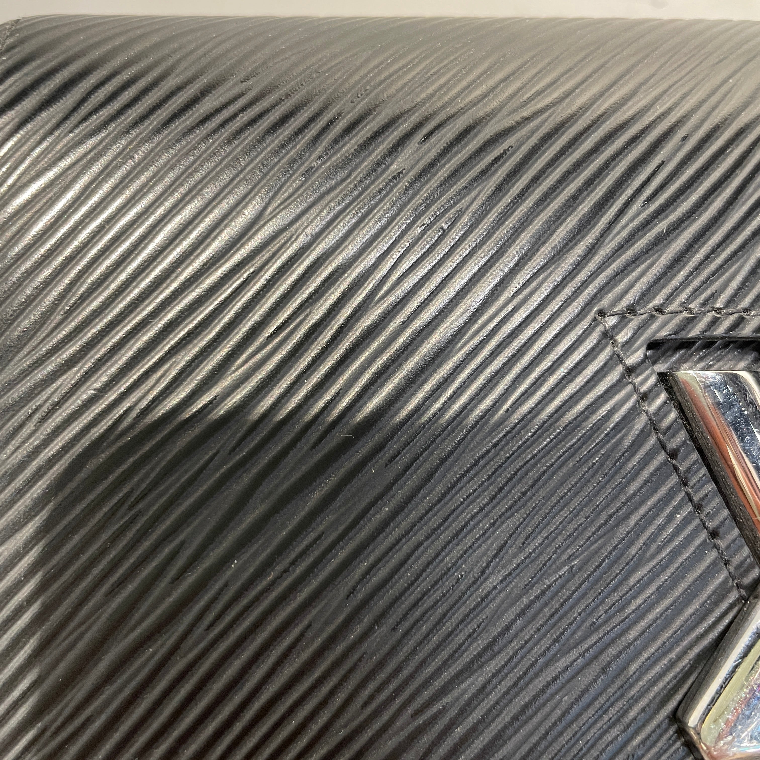 LOUIS VUITTON/Long Wallet/Leather/BLK/EPI LEATHER TWIST WALLET view 6
