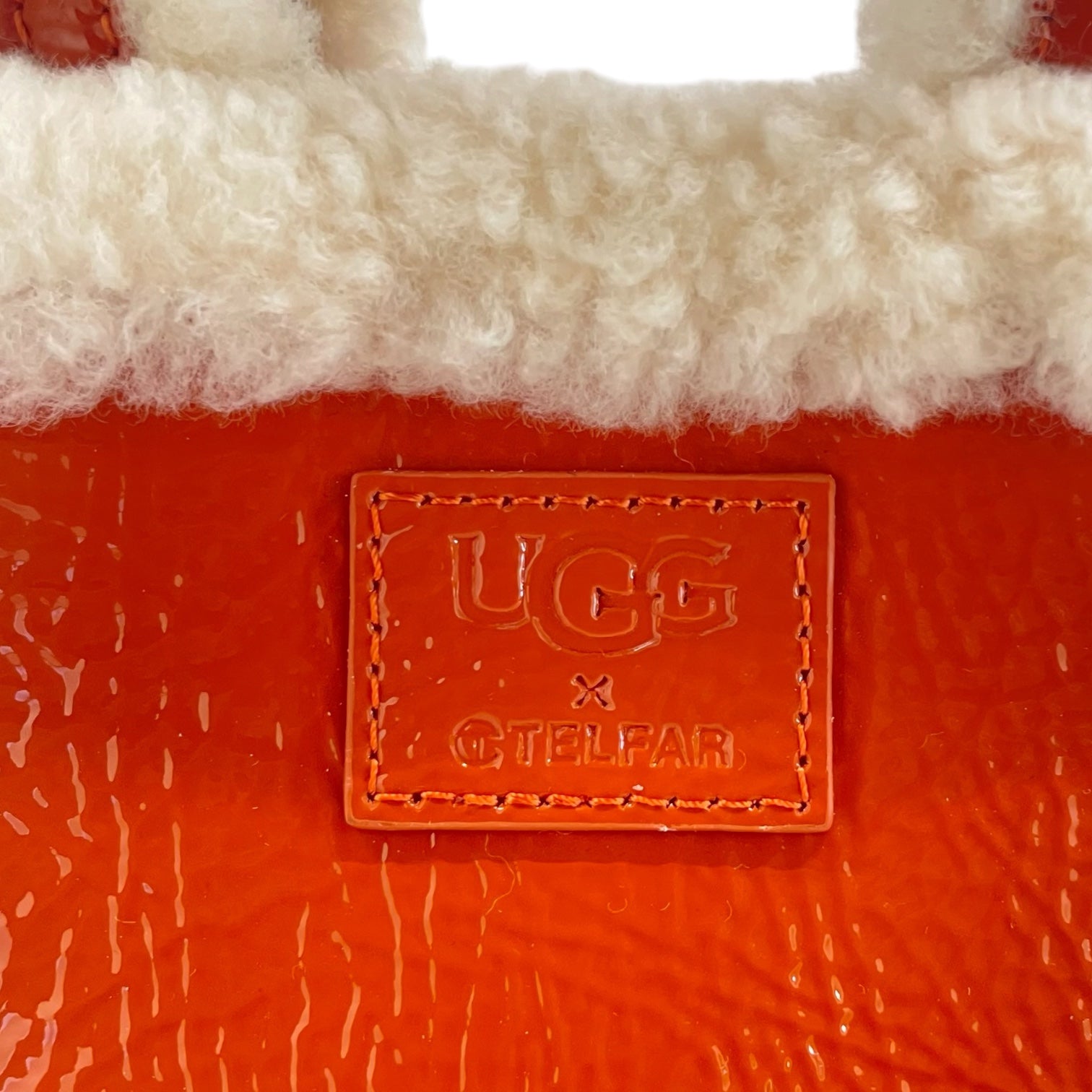 Telfar/UGG australia/Hand Bag/Leather/ORN/patent leather view 5