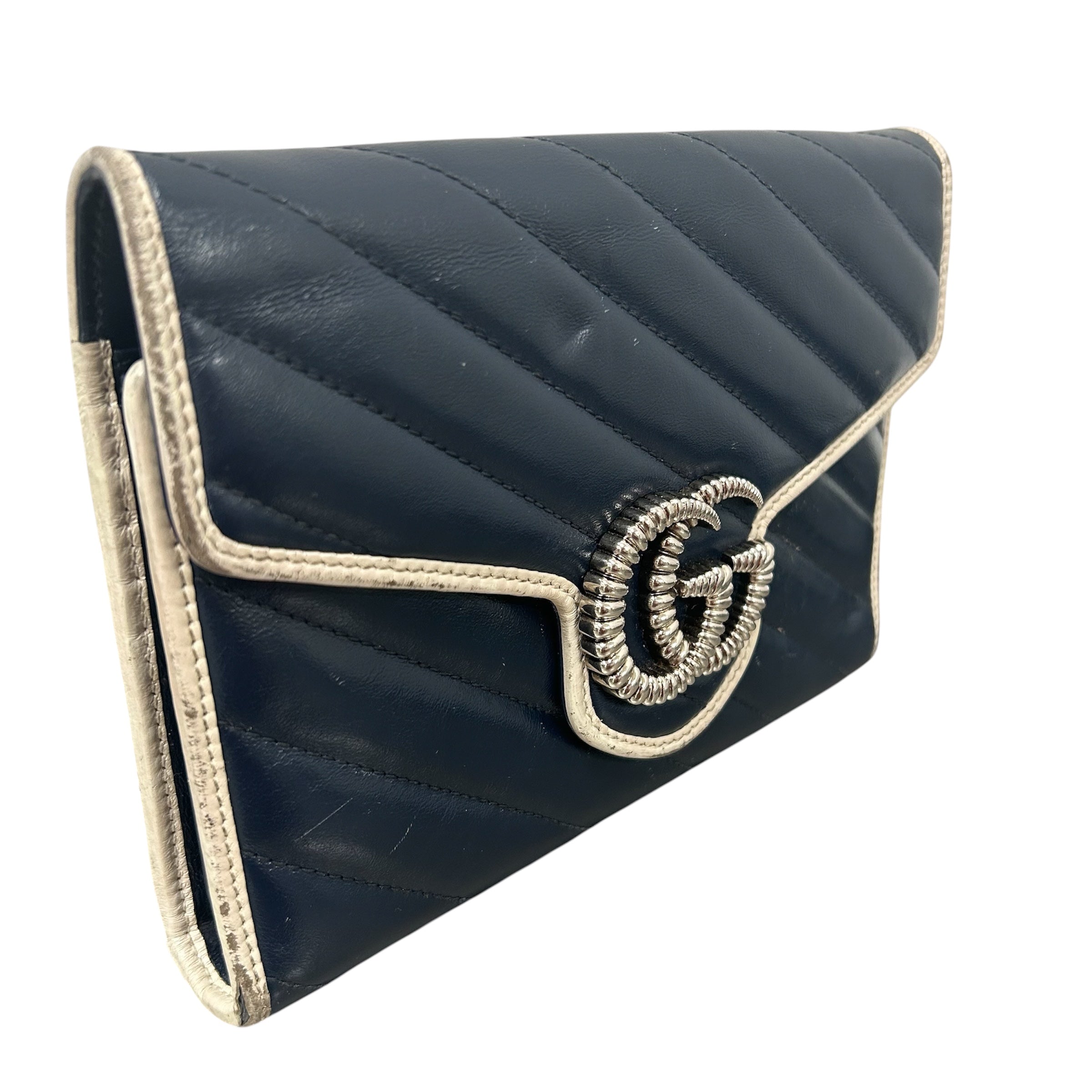 GUCCI/Bag/NVY/Marmont Chevron view 3