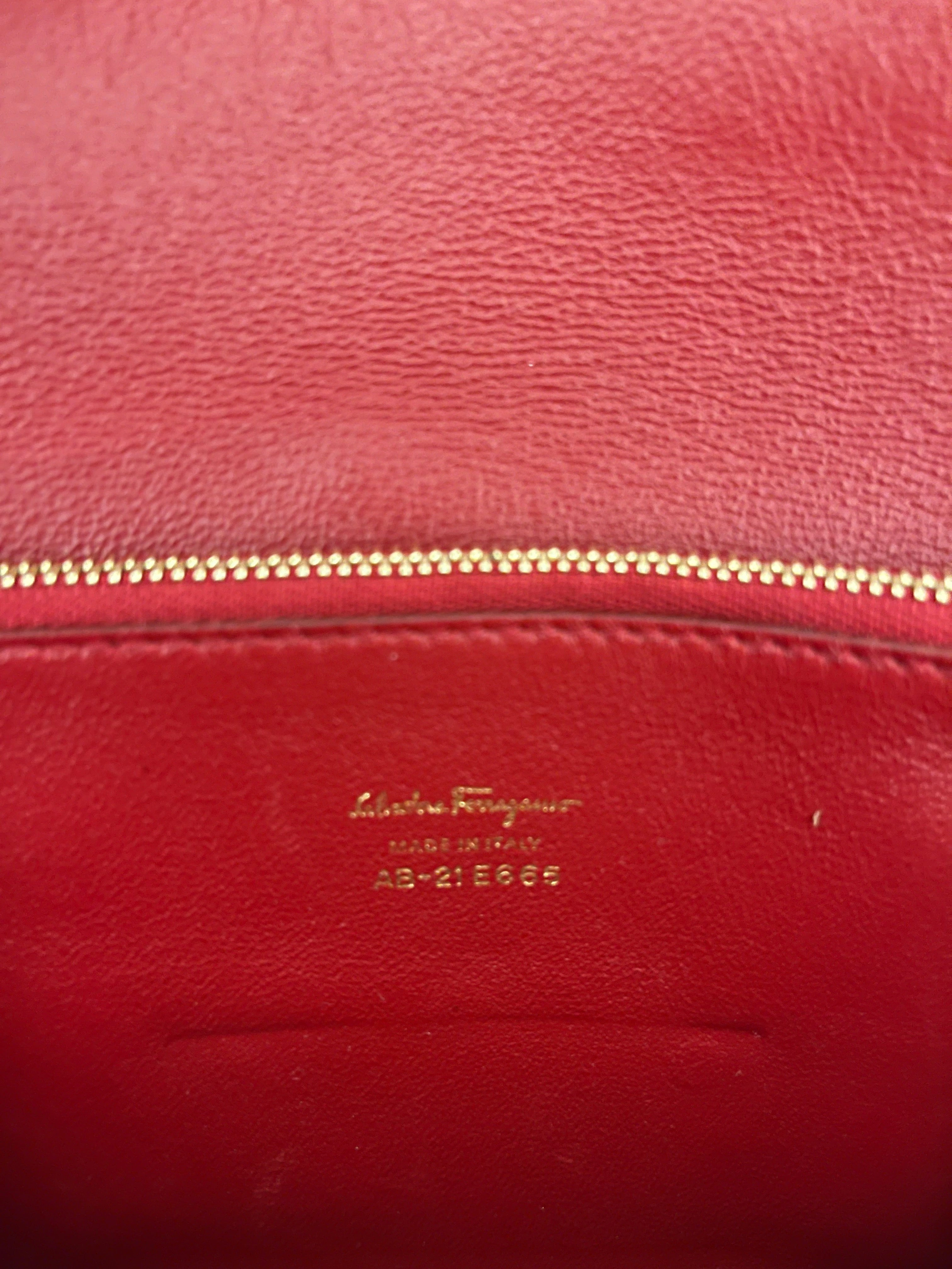Salvatore Ferragamo/Bag/Leather/BEG/AILEEN SHOULDER BAG AB-21 EE65 view 4
