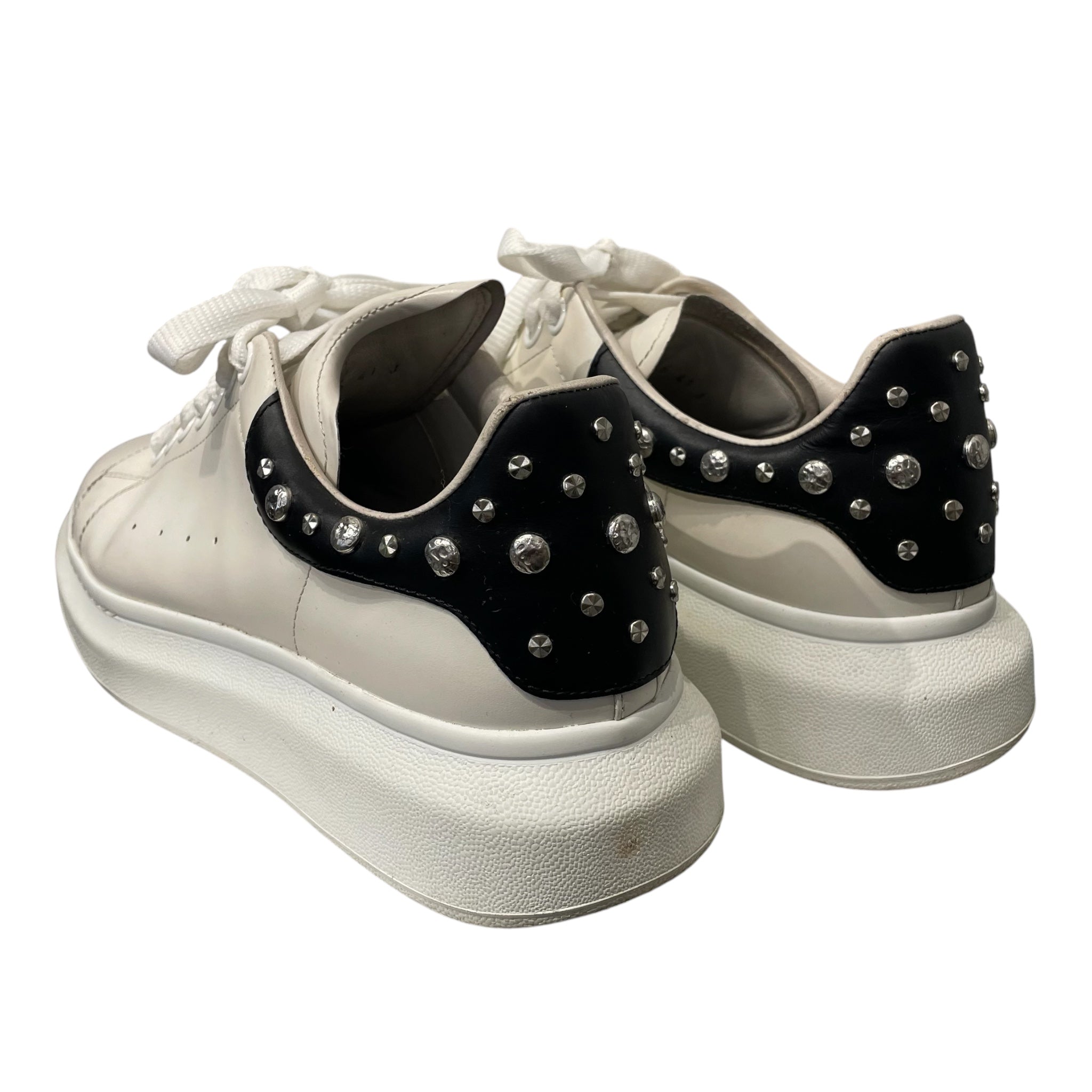 Alexander McQueen/Low-Sneakers/EU 41/Leather/WHT/Studs/OVERSIZED SNEAK SILVER STUDS view 2
