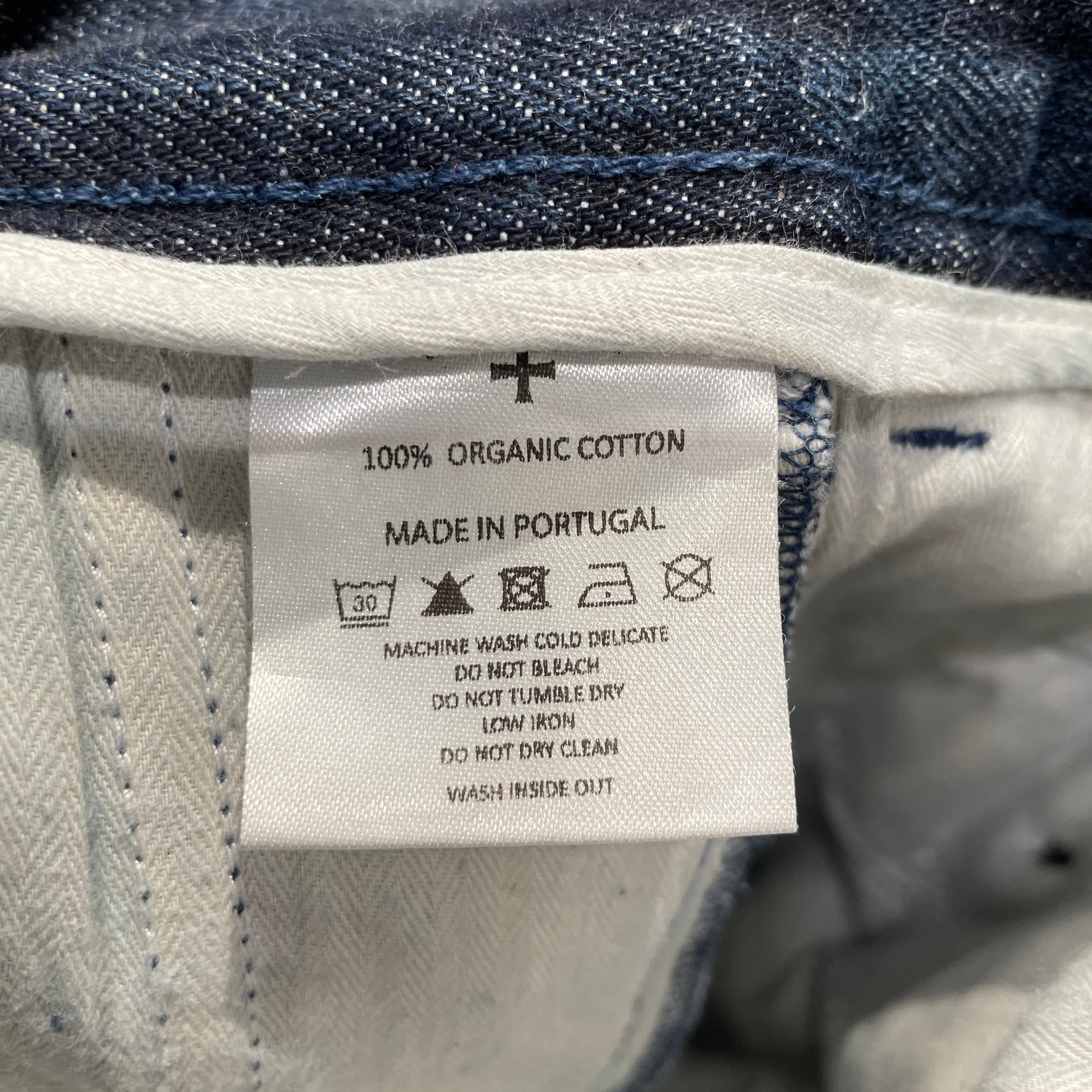 NOAH/Pants/28/Denim/NVY/PLEATED DARK WASH DENIM view 4