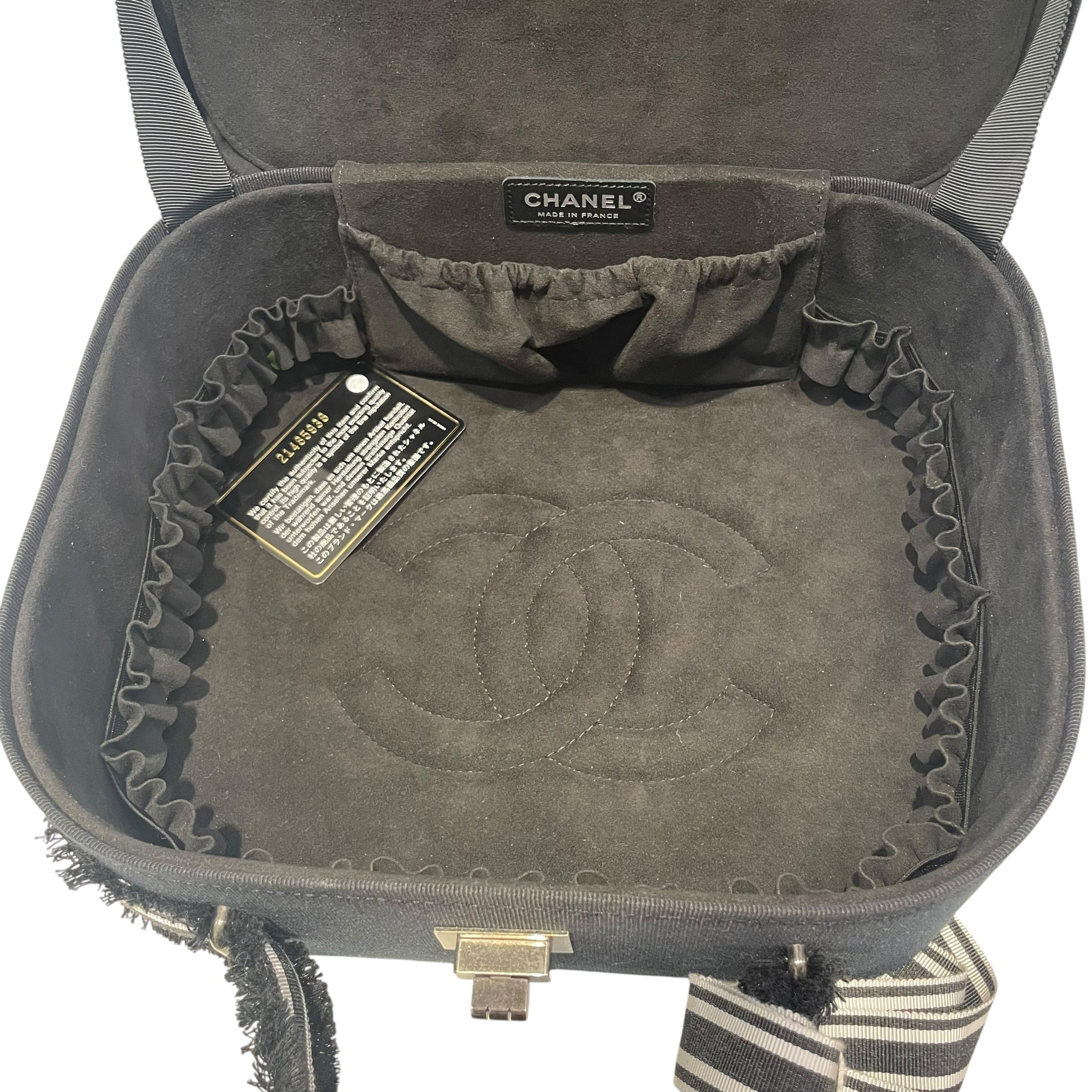 CHANEL/Bag/BLK/QUILTED VANITY CASE view 8