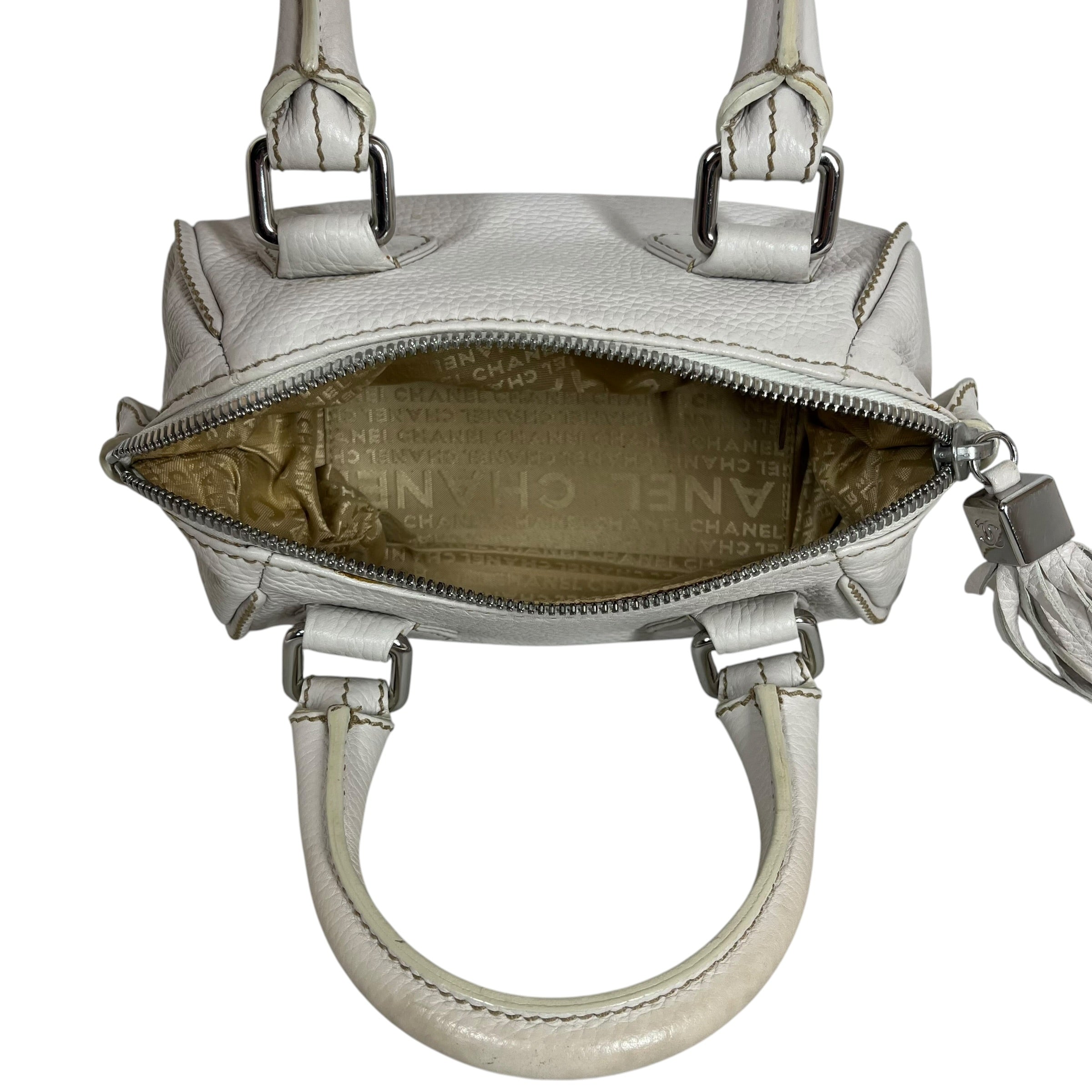 CHANEL/Hand Bag/Leather/WHT/Small Lax Tassle Bag view 4