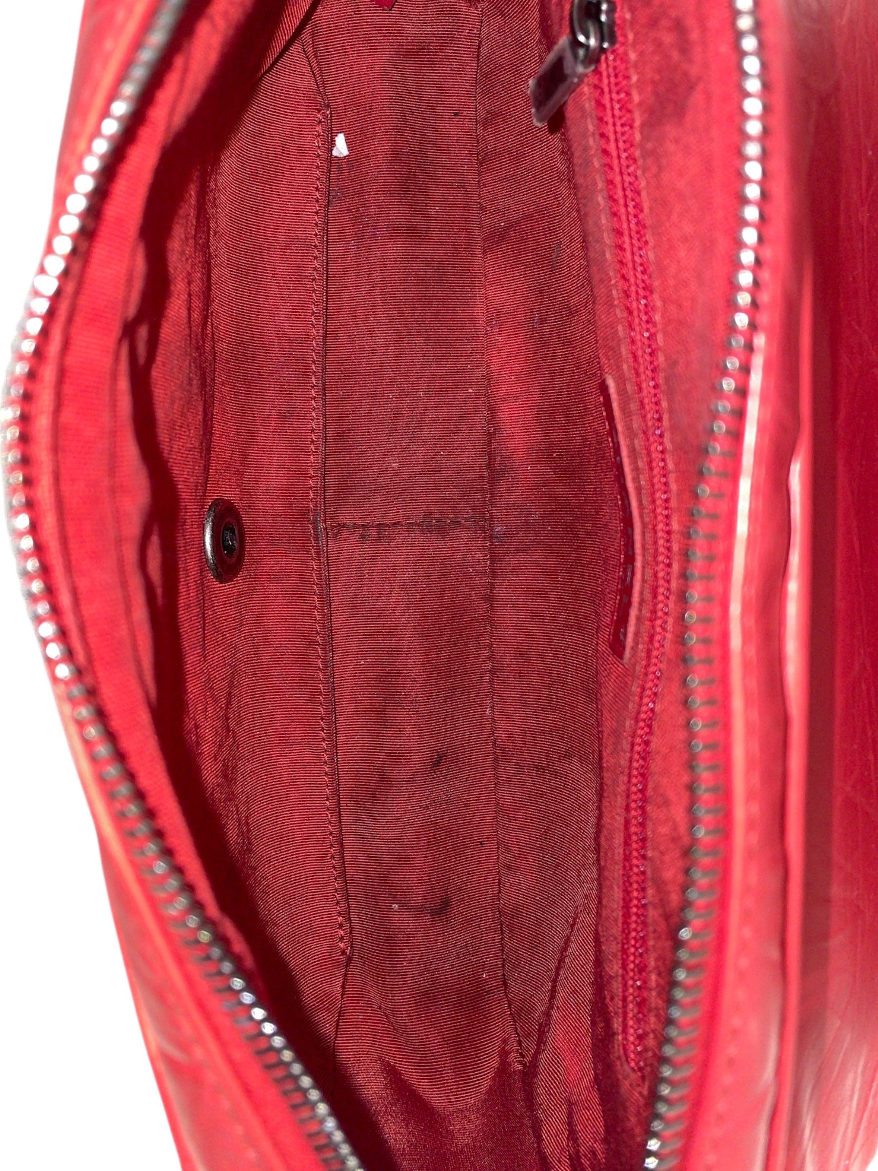 CHANEL/Cross Body Bag/Leather/RED/Casual Rock Flap Bag view 4