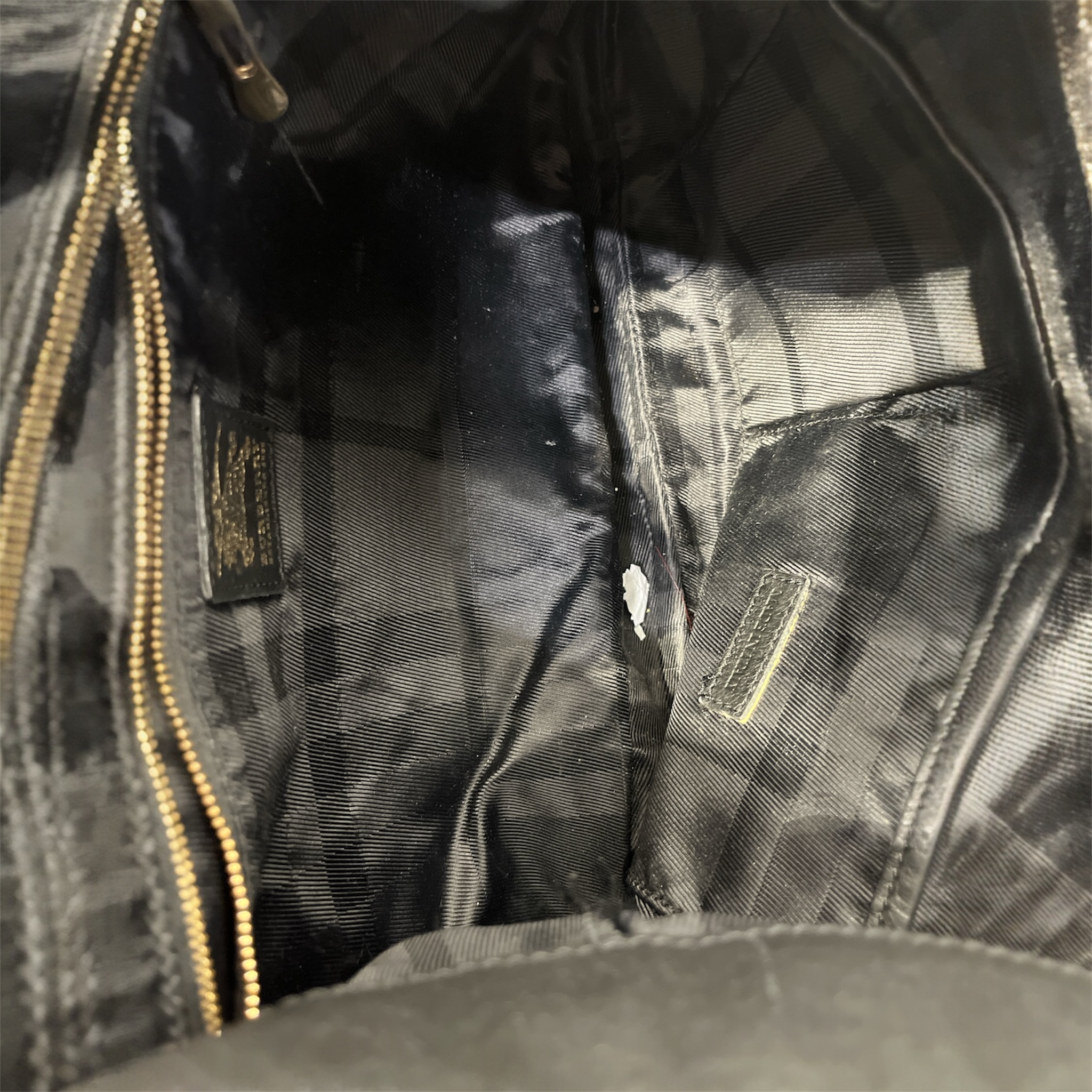 BURBERRY/Hand Bag/Leather/BLK/Hillgate Hobo Bag view 3
