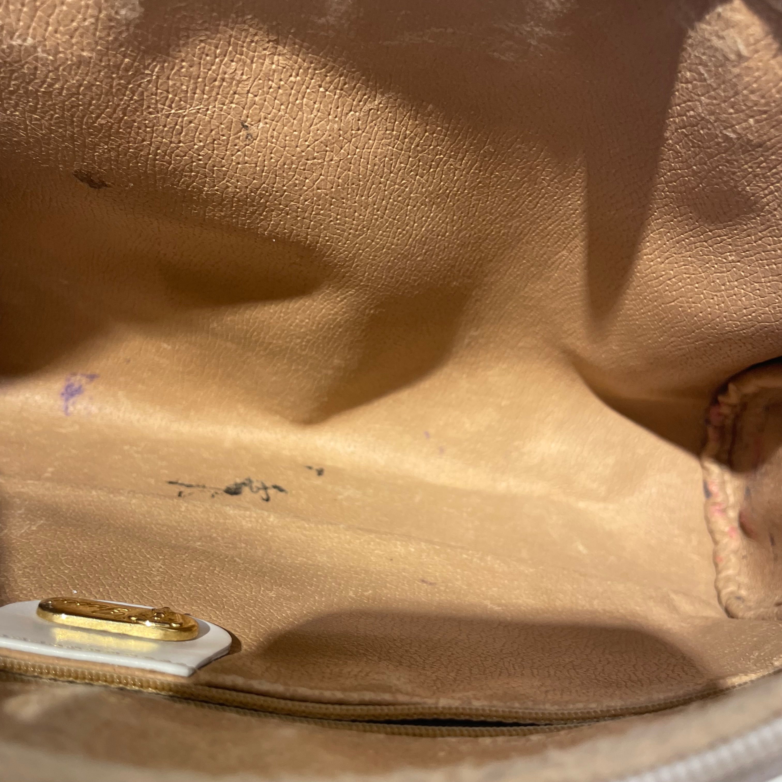 GUCCI/Bag/WHT/001 120 0109 WHT GG view 4