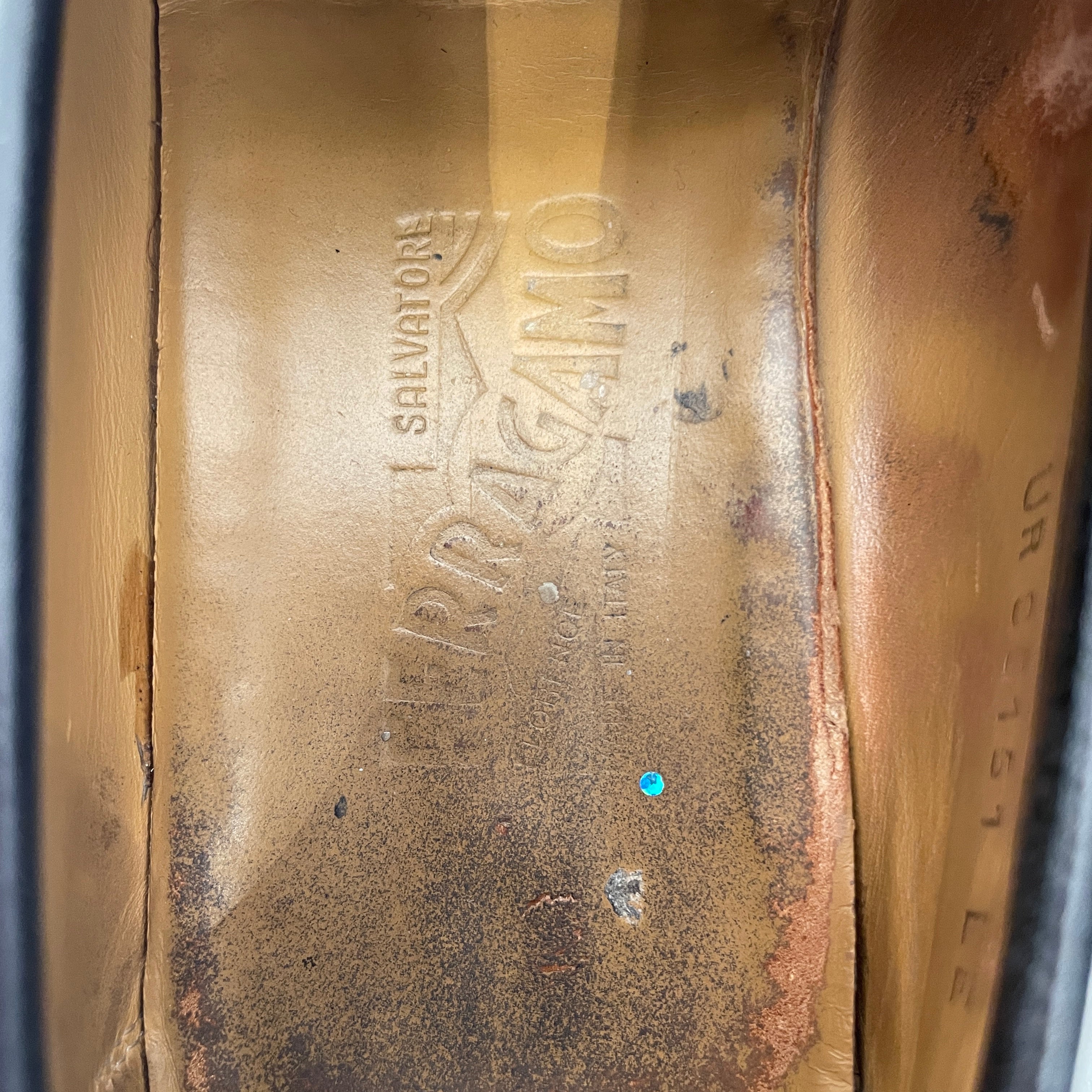 Salvatore Ferragamo/Loafers/US 9/Leather/BLK/VIBRAM SOLED HORSEBIT LOAFER view 3