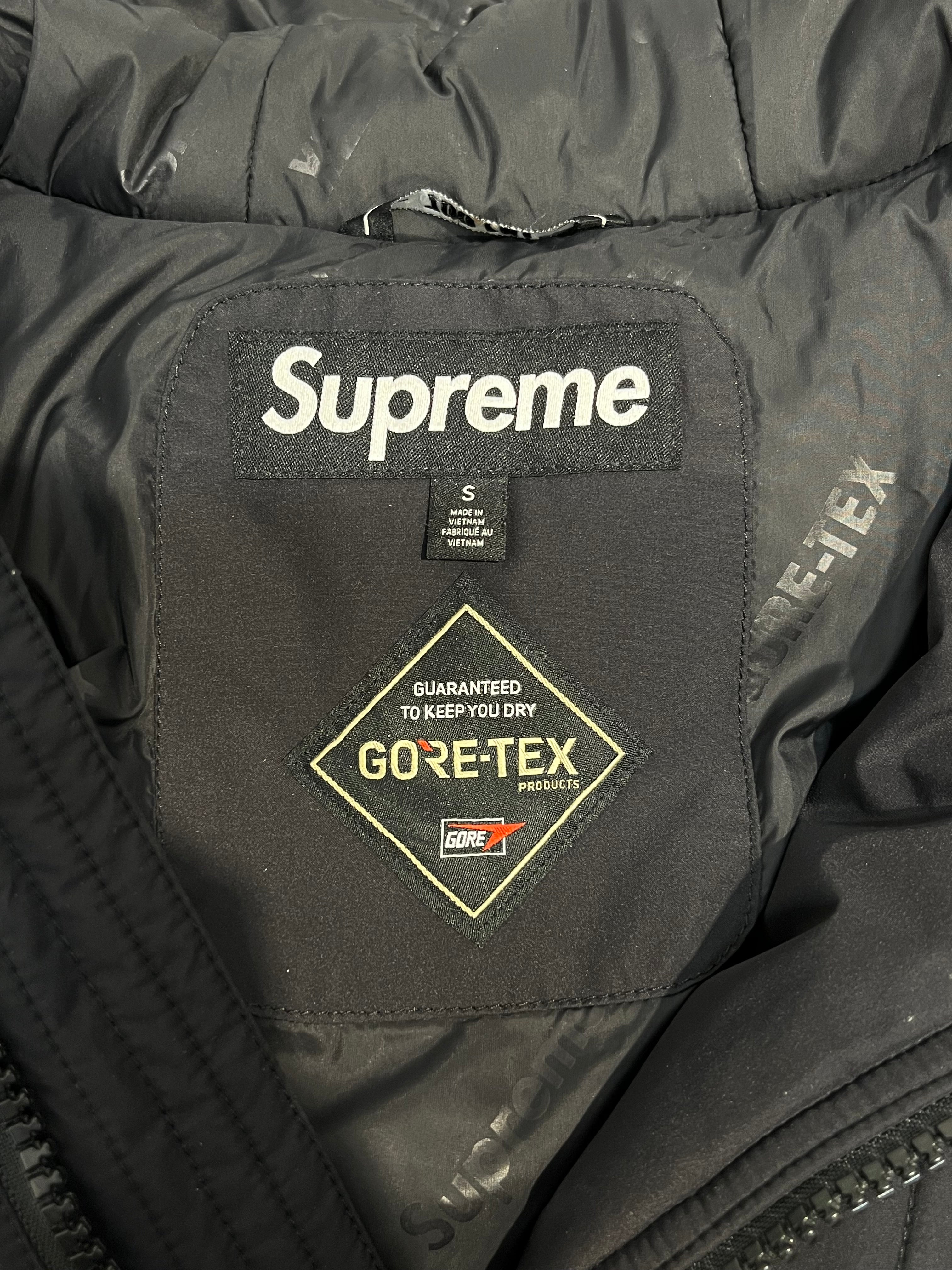 Supreme/Puffer Jkt/M/Nylon/BLK/2023 700 FILL CLIP PARKA view 3