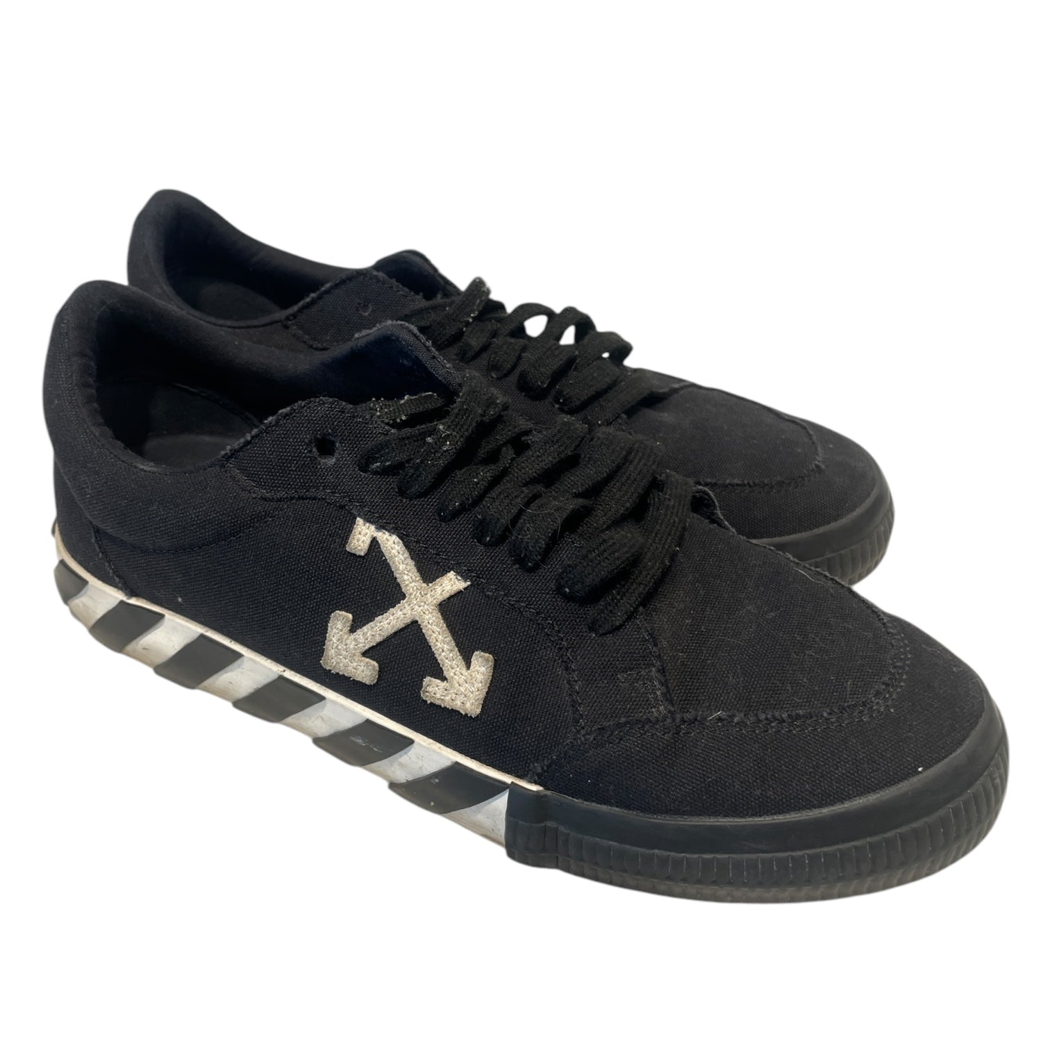 OFF-WHITE/Low-Sneakers/EU 43/BLK/VULCANIZED CANVAS view 1